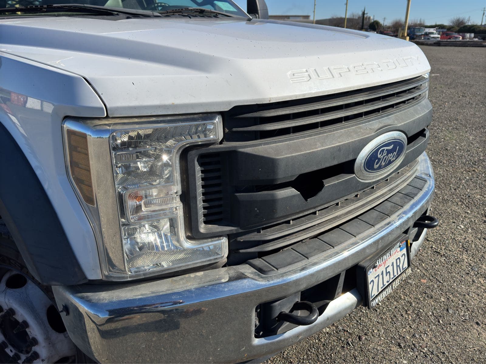 2018-ford-f-550-xl-16-flatbed-truck-86e249