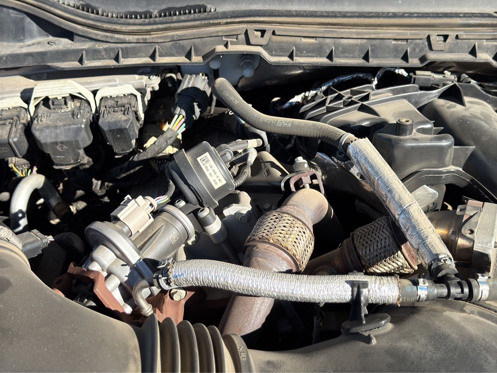 2018-ford-f-550-xl-16-flatbed-truck-86e249