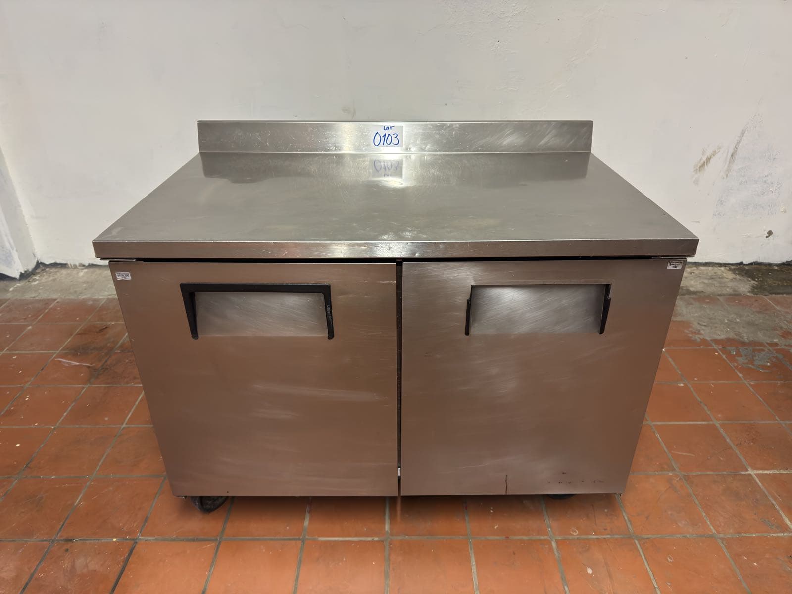 freezer-true-two-door-under-counter-with-backsplash-2b2222