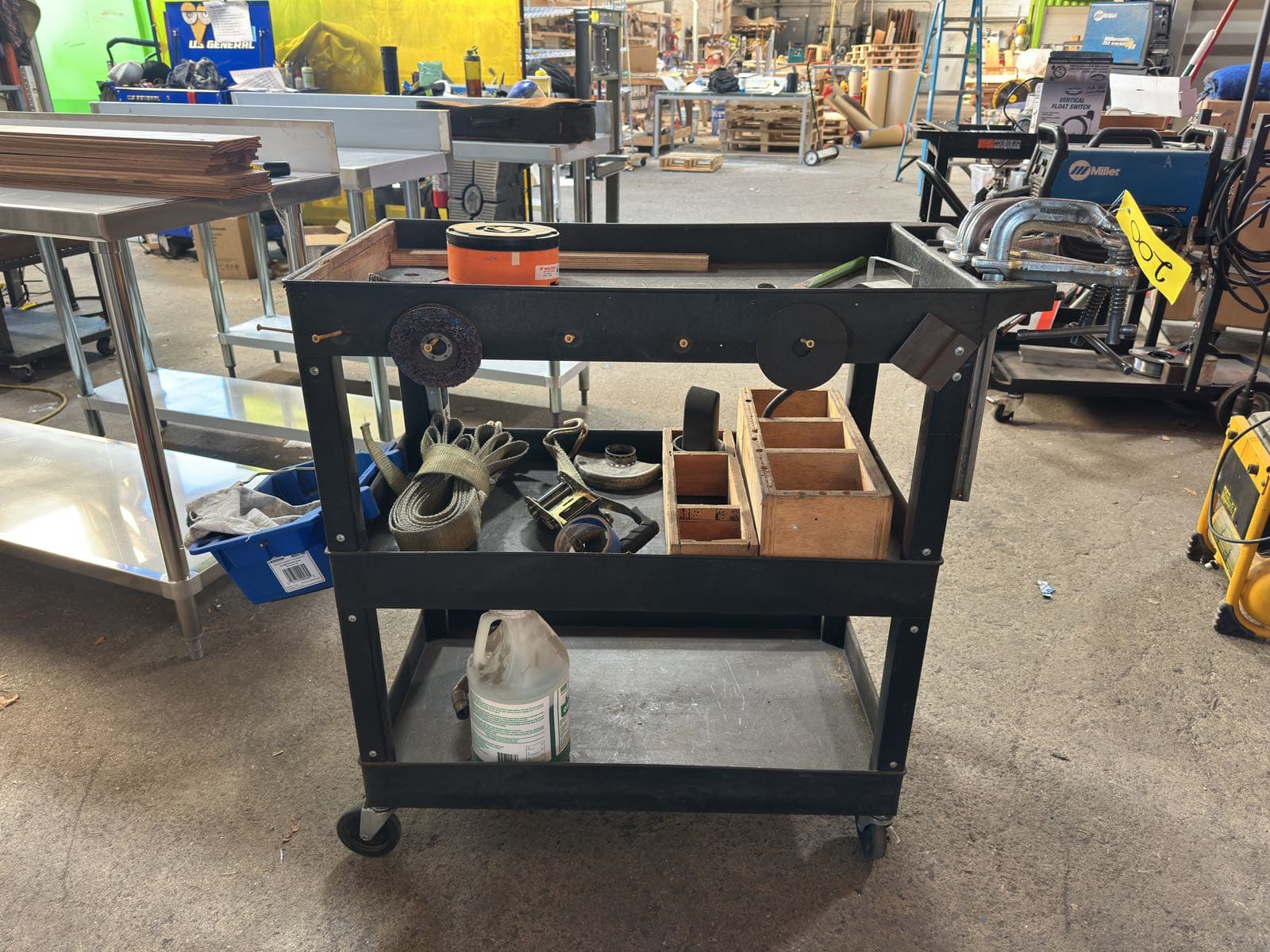 shop-cart-with-contents-included-4966f0