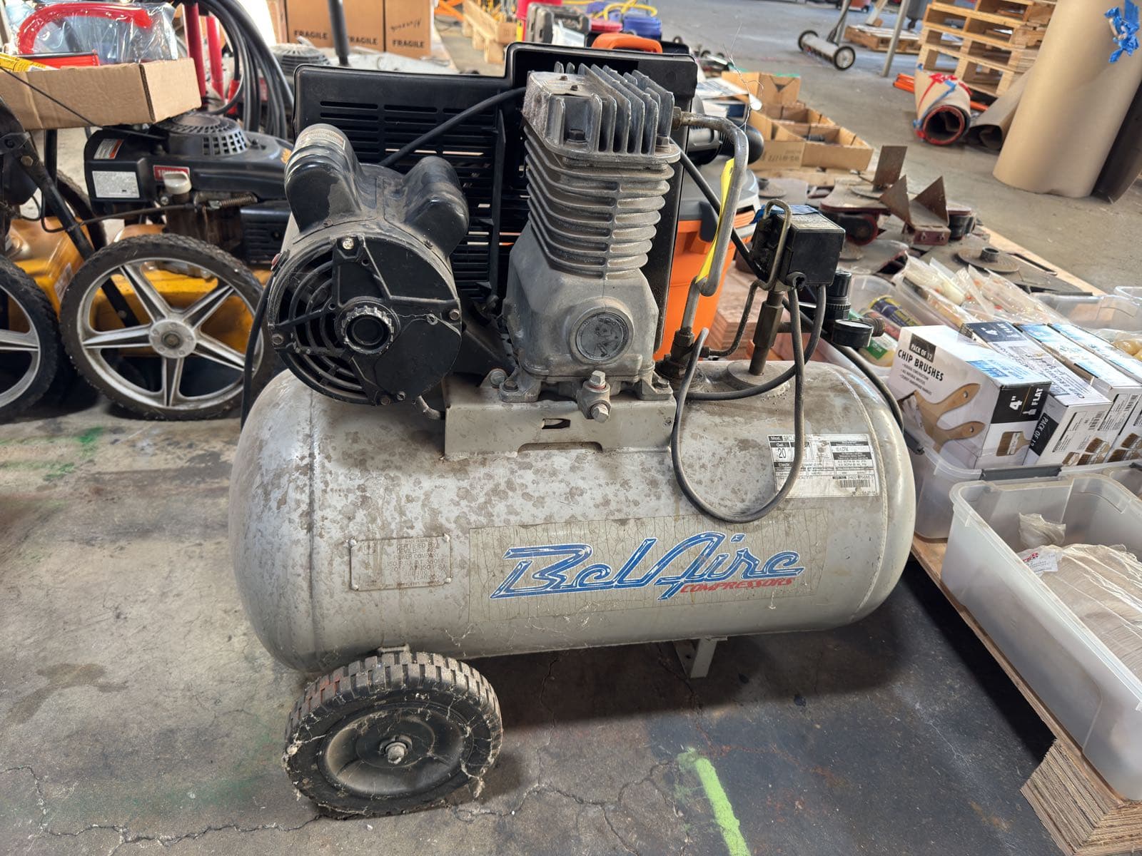 20-gallon-125psi-bel-aire-air-compressor-mkvibhvf