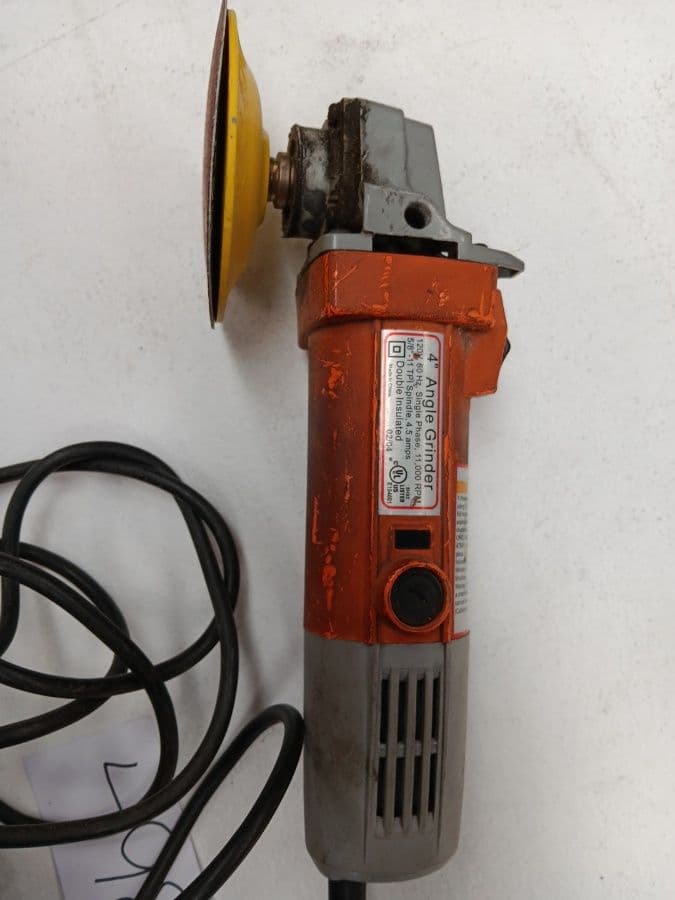chicago-electric-power-tools-4-34-angle-grinder-573432