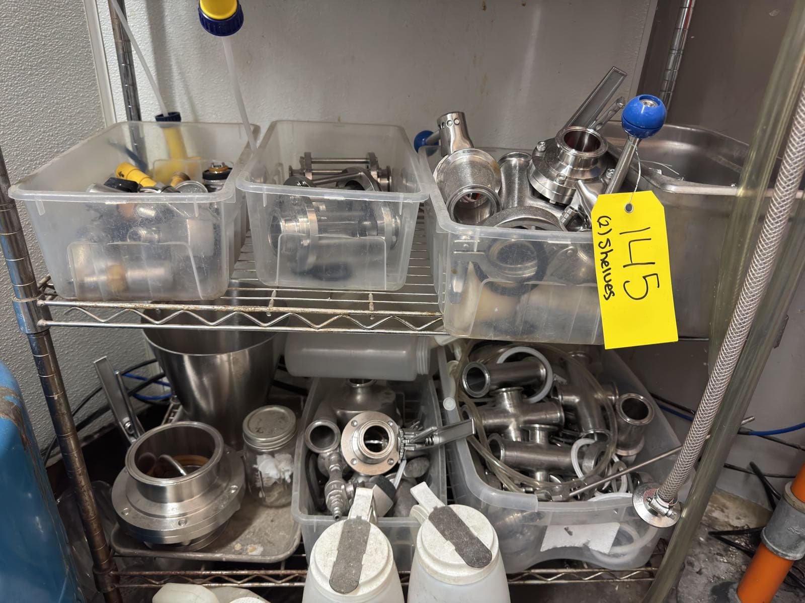 contents-of-2-shelves-assorted-stainless-steel-fittings-for-brew-tanks-db33de