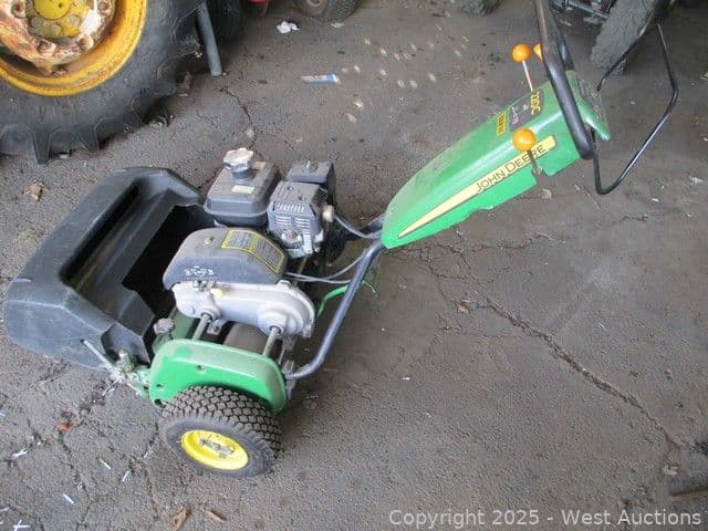 john-deere-220c-walk-behind-greens-mower-591071