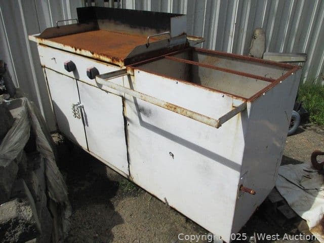 flat-top-grill-food-cart-591081
