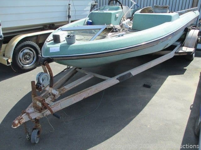 boat-with-1981-trailer-does-not-include-motor-591068