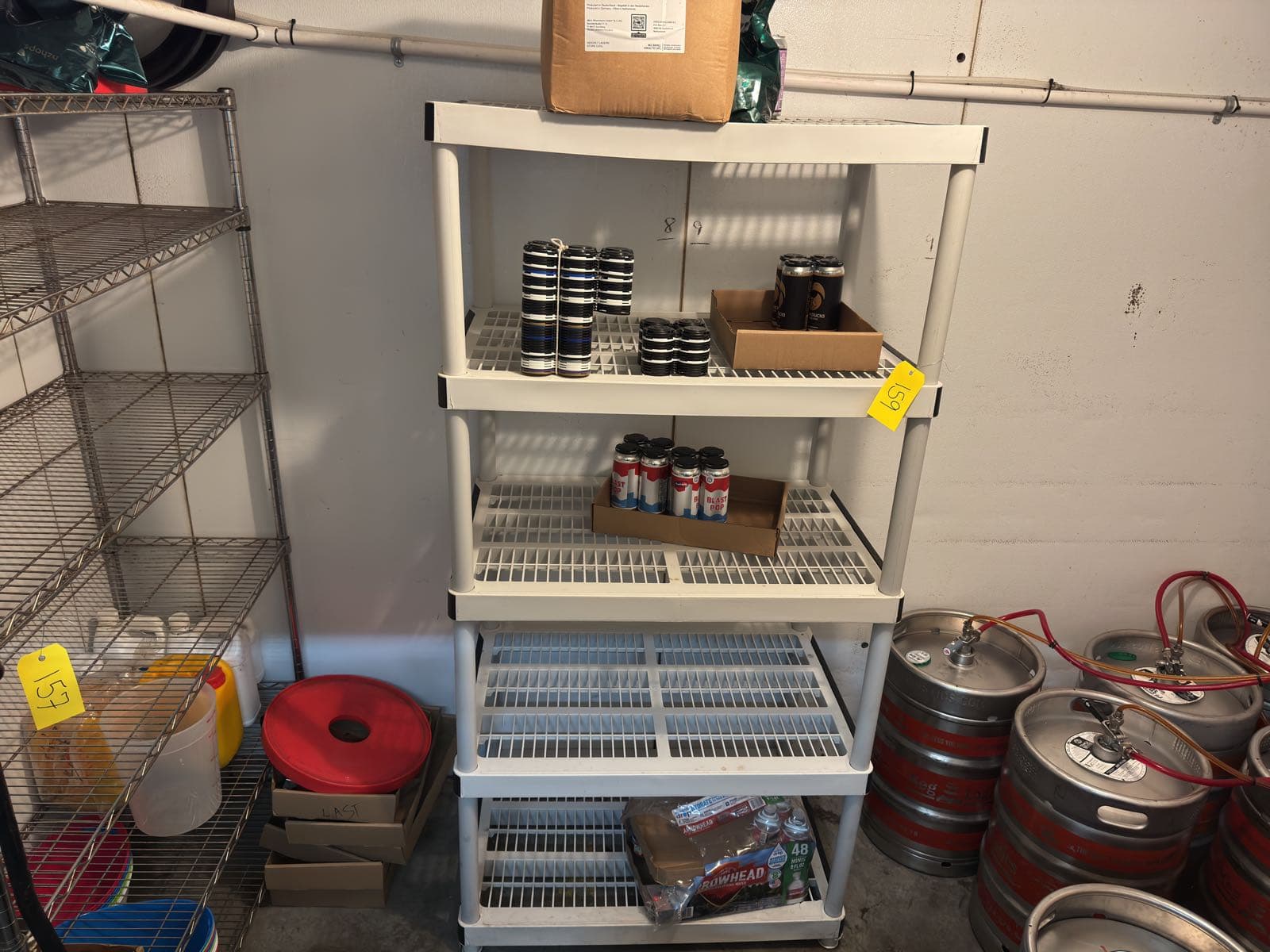 adjustable-plastic-shelf-with-contents-bfcf0c