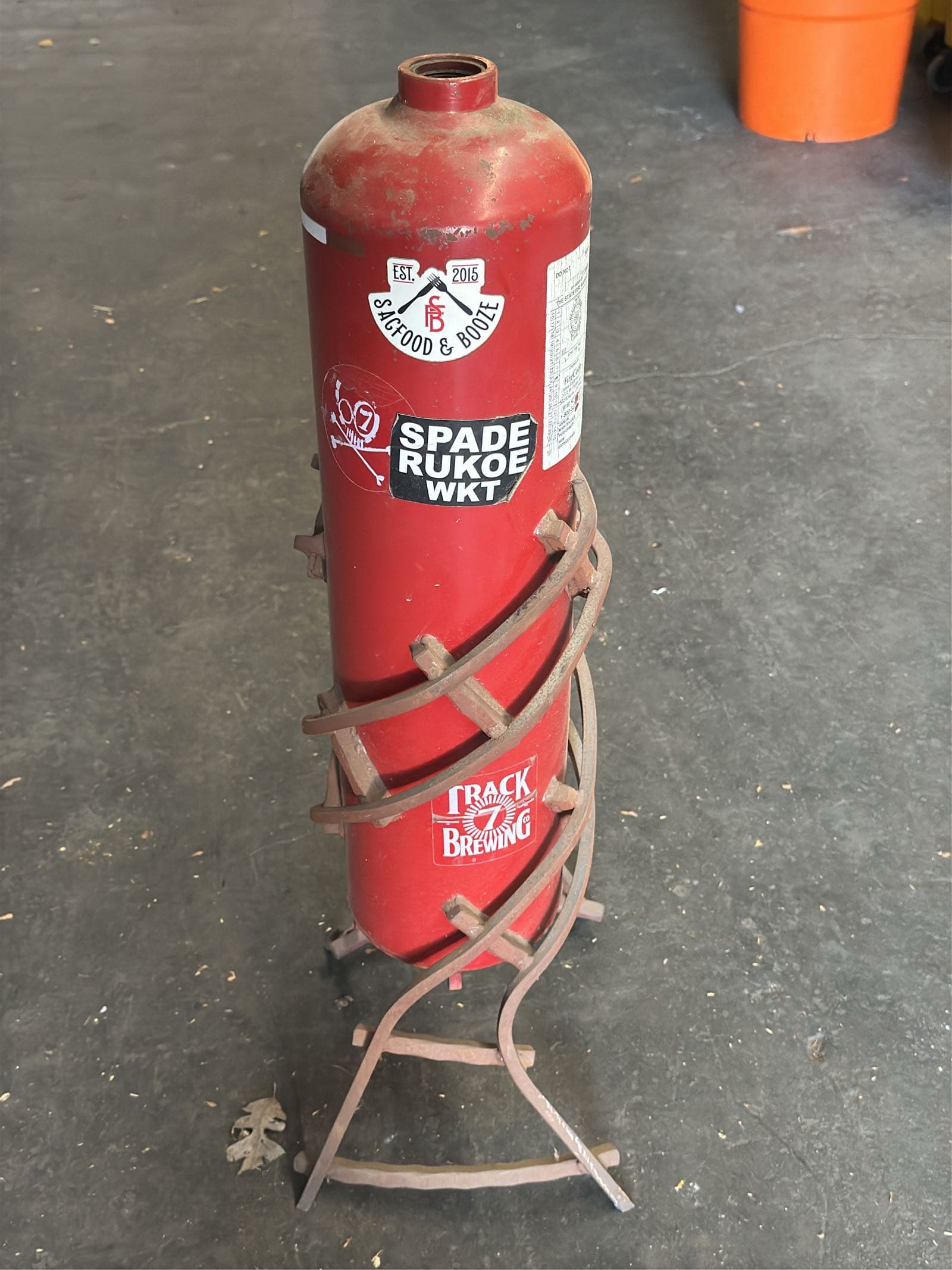 custom-made-plant-holder-4223a0