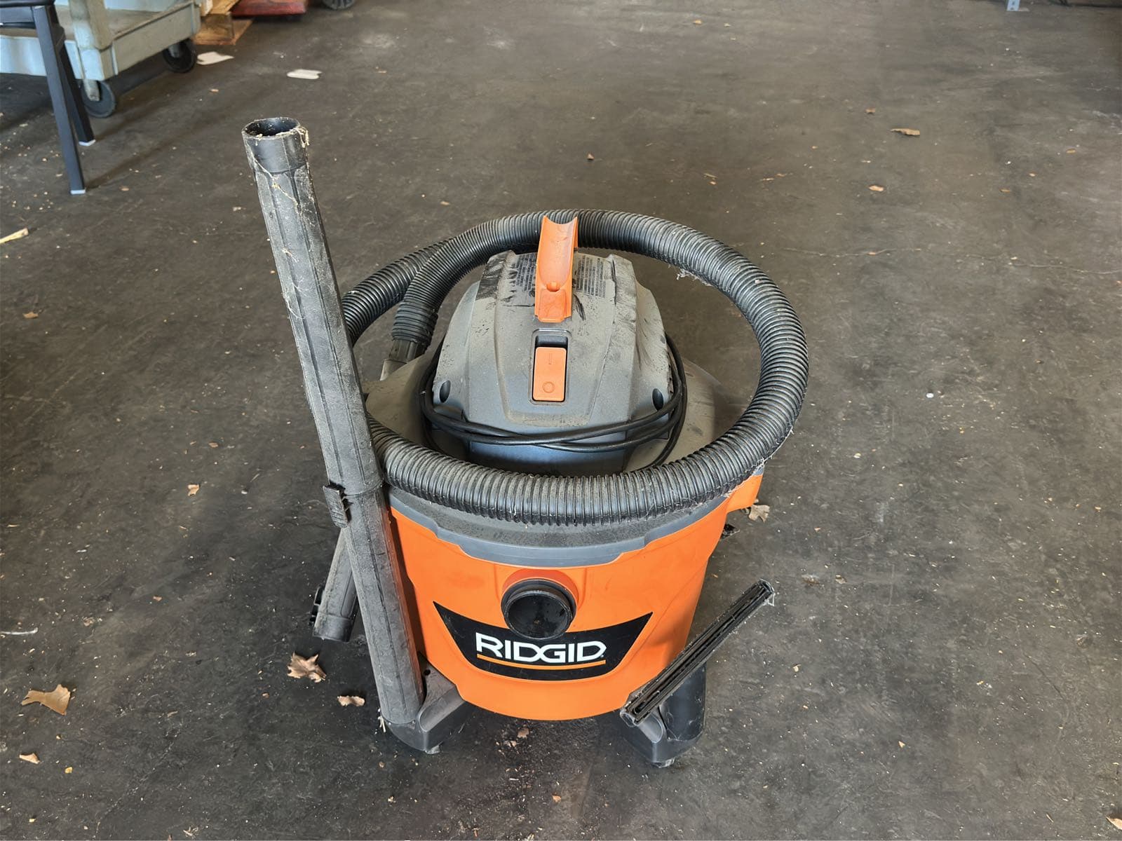 ridgid-wet-dry-vacuum-c8dc94