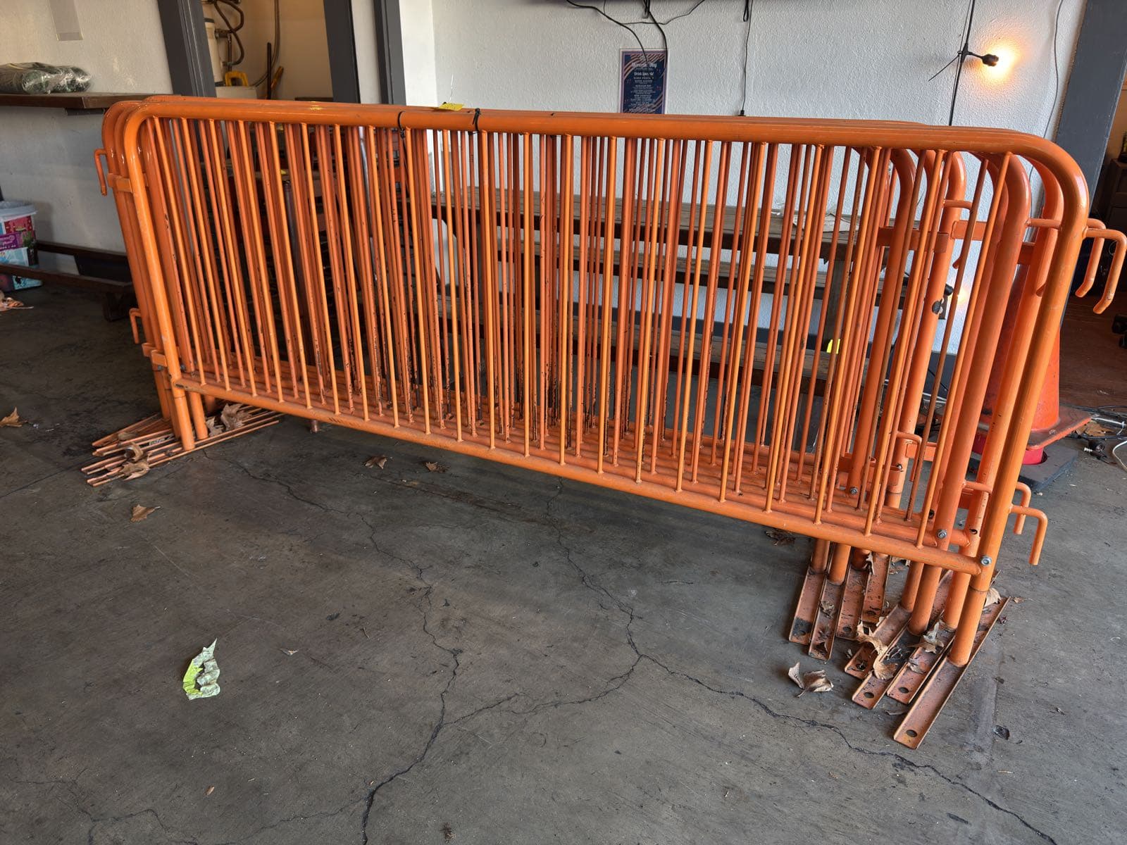 8-8-pedestrian-barricades-e79dfb