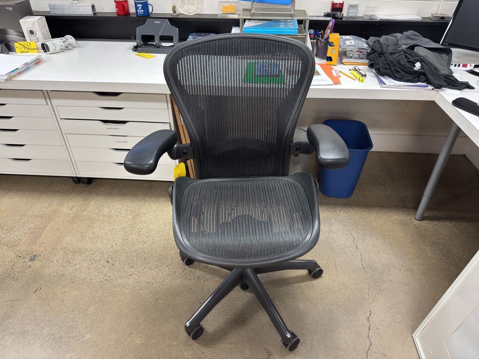 herman-miller-aeron-chair-d9a8d4
