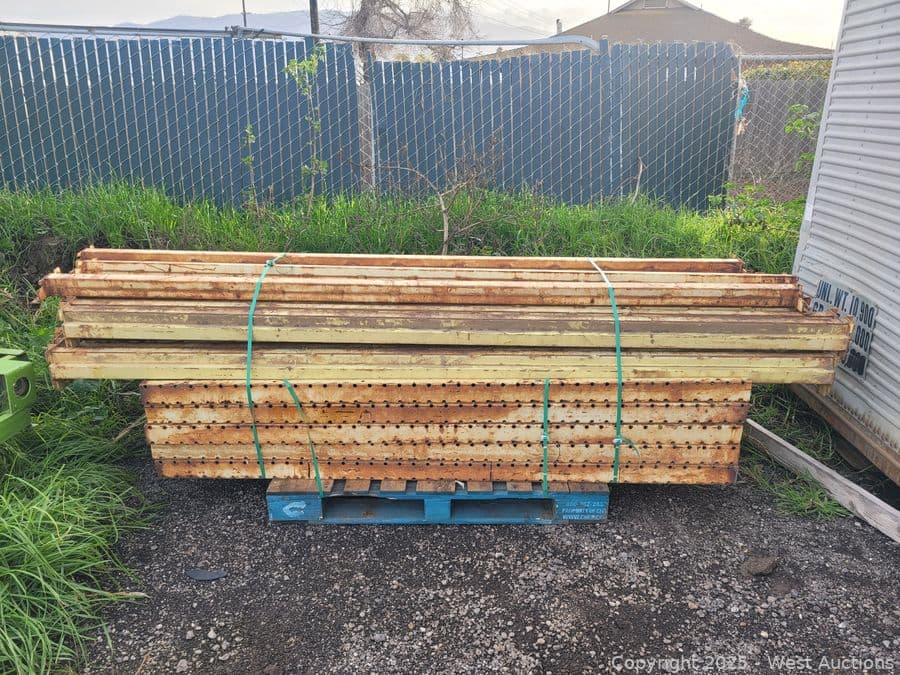 set-of-4-shelf-pallet-racks-593928