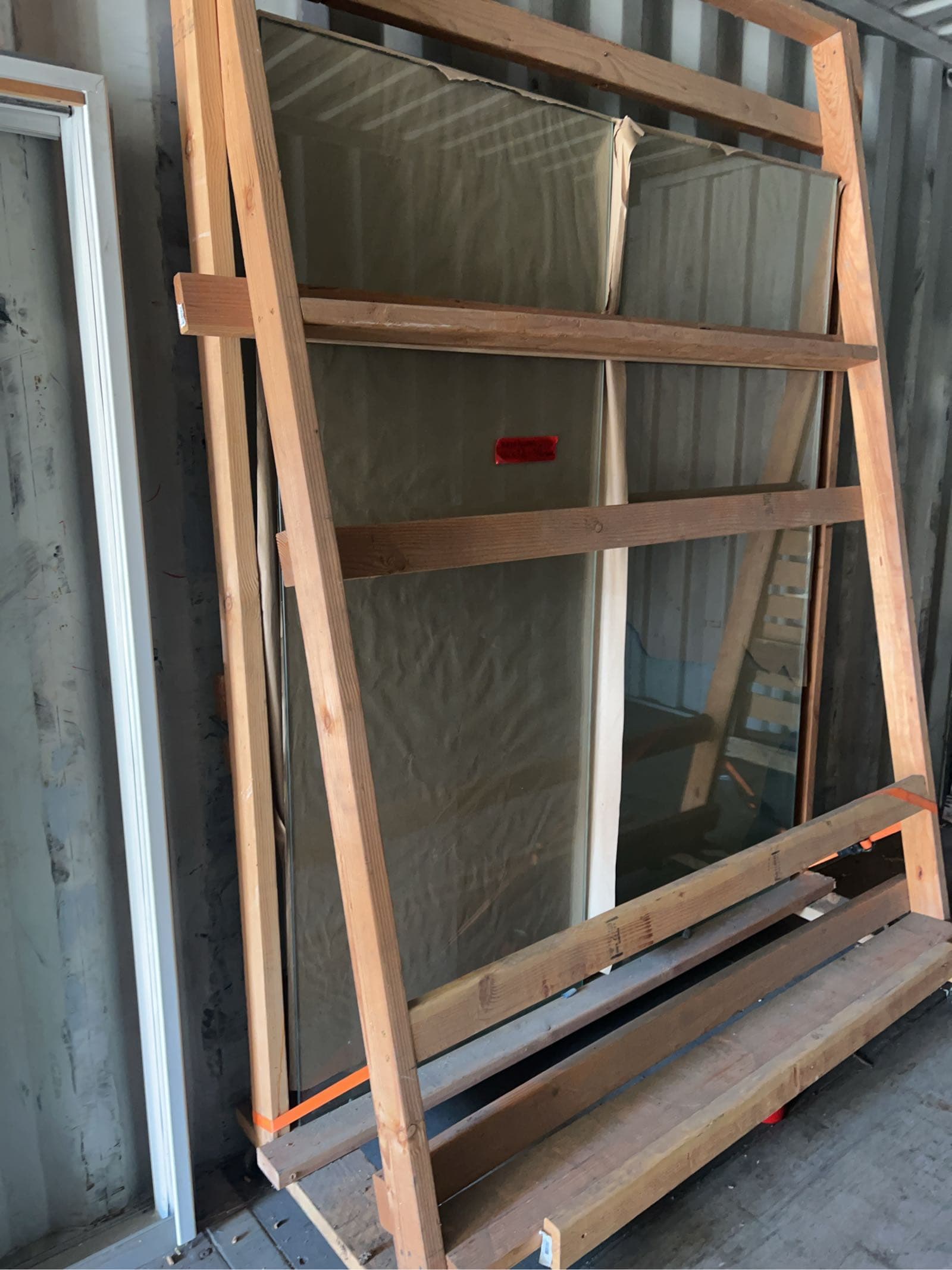 6-tempered-glass-panes-with-moving-rack-mkvsts8q