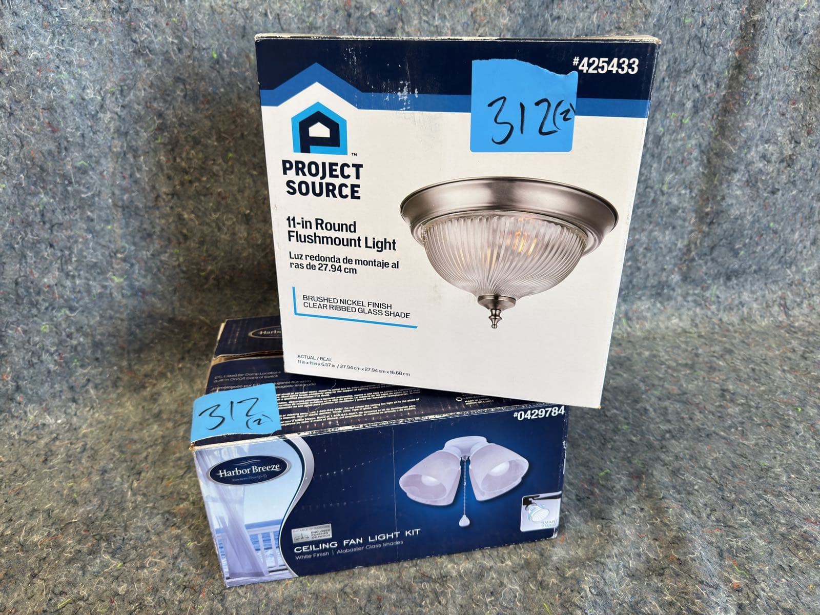 2-ceiling-mounted-lights-mm2jydtc