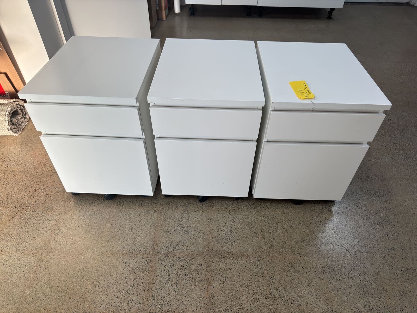 4x-2-drawer-white-ikea-file-cabinets-ml1e4fxj