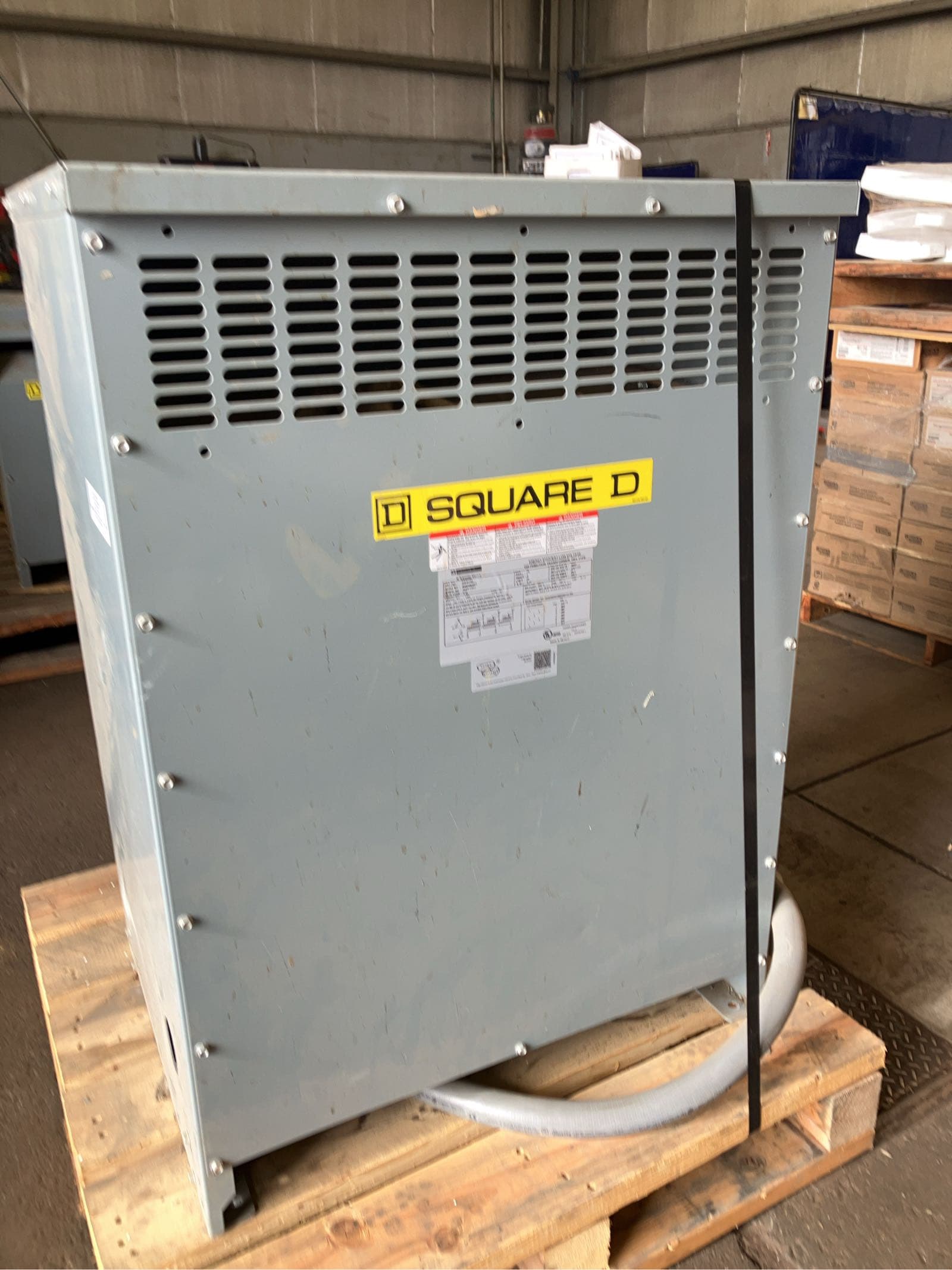schneider-electric-distribution-transformer-dry-typ-ex-ed-ex75t3h-0668cb
