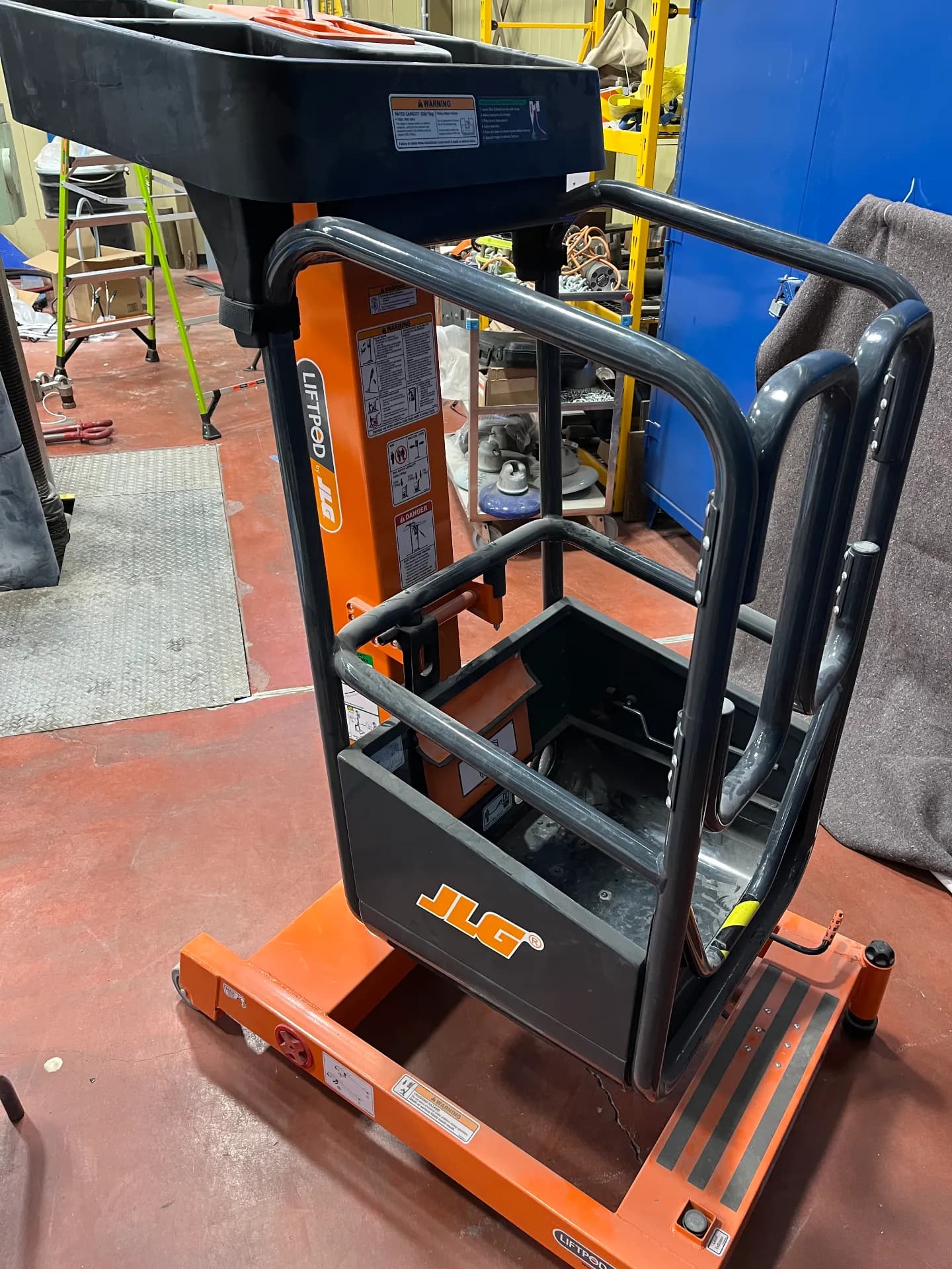 jlg-liftpod-mkq3xl9s