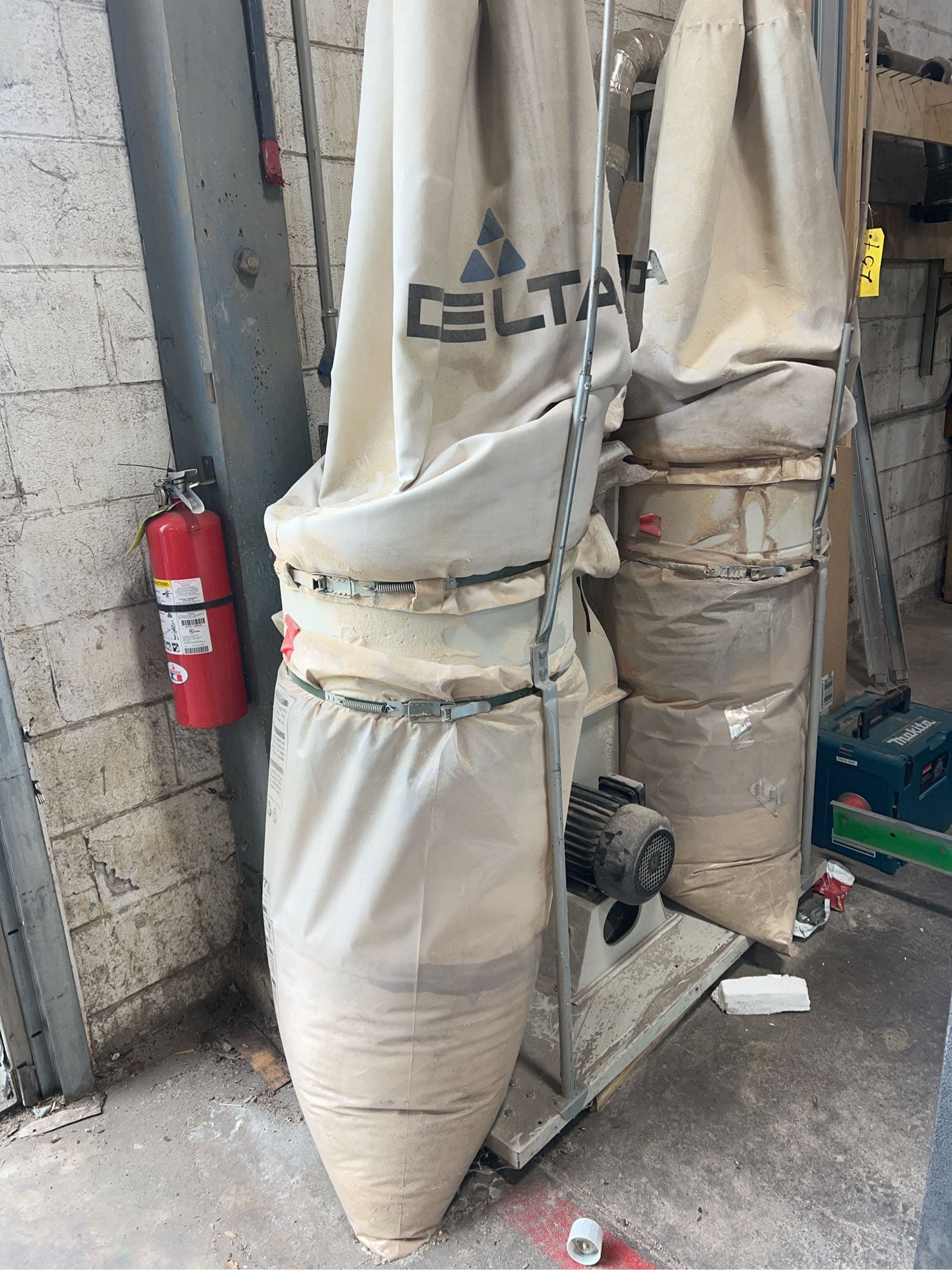 delta-sawdust-system-3-ph-3hp-be5117