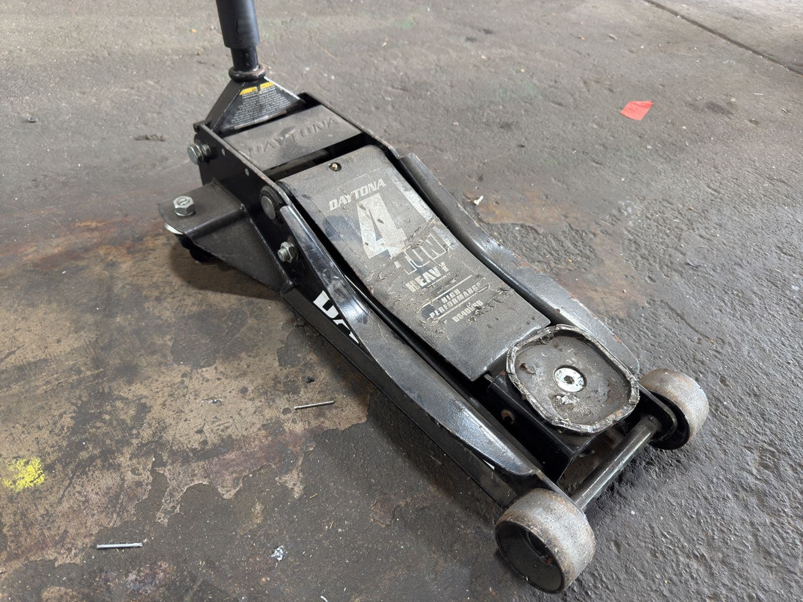 dayton-4-ton-low-profile-floor-jack-ml15fu5z