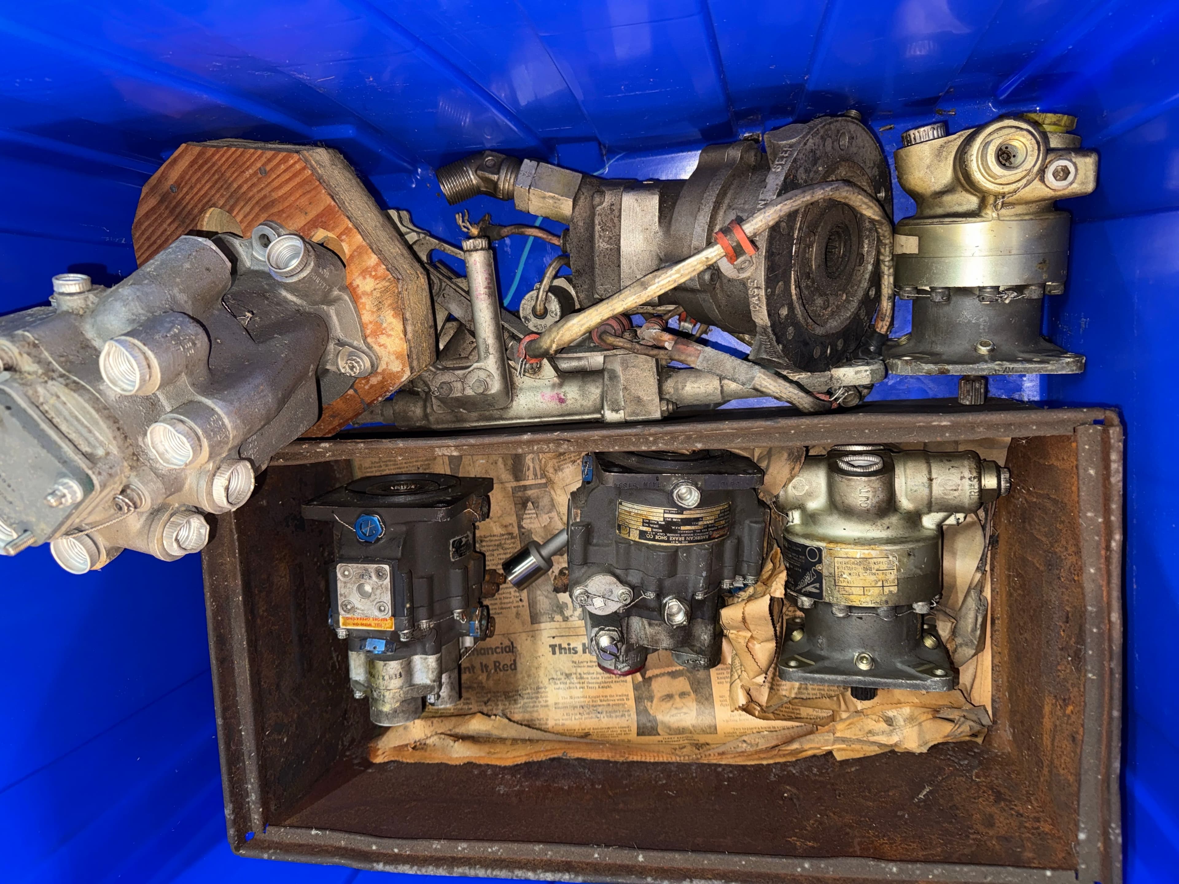 military-hydraulic-motors-and-pumps-mlhbzln9