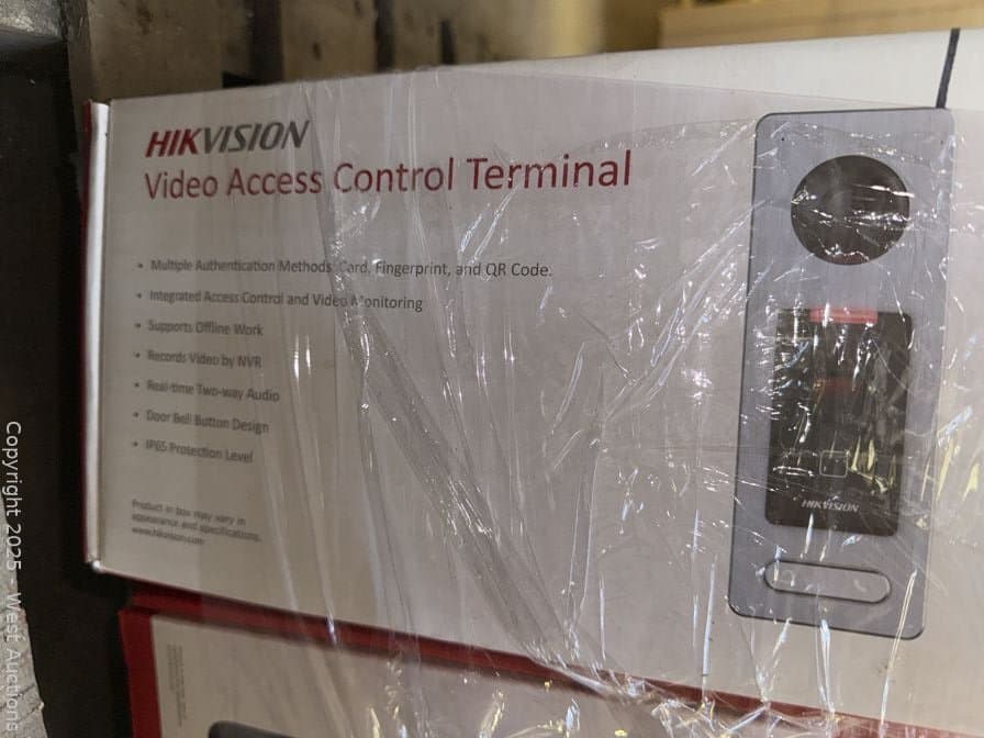 hikvision-video-access-control-terminal-ml5s126z