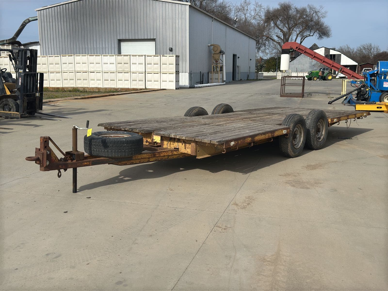 20-double-axle-flatbed-tilt-trailer-mlcwjk2u
