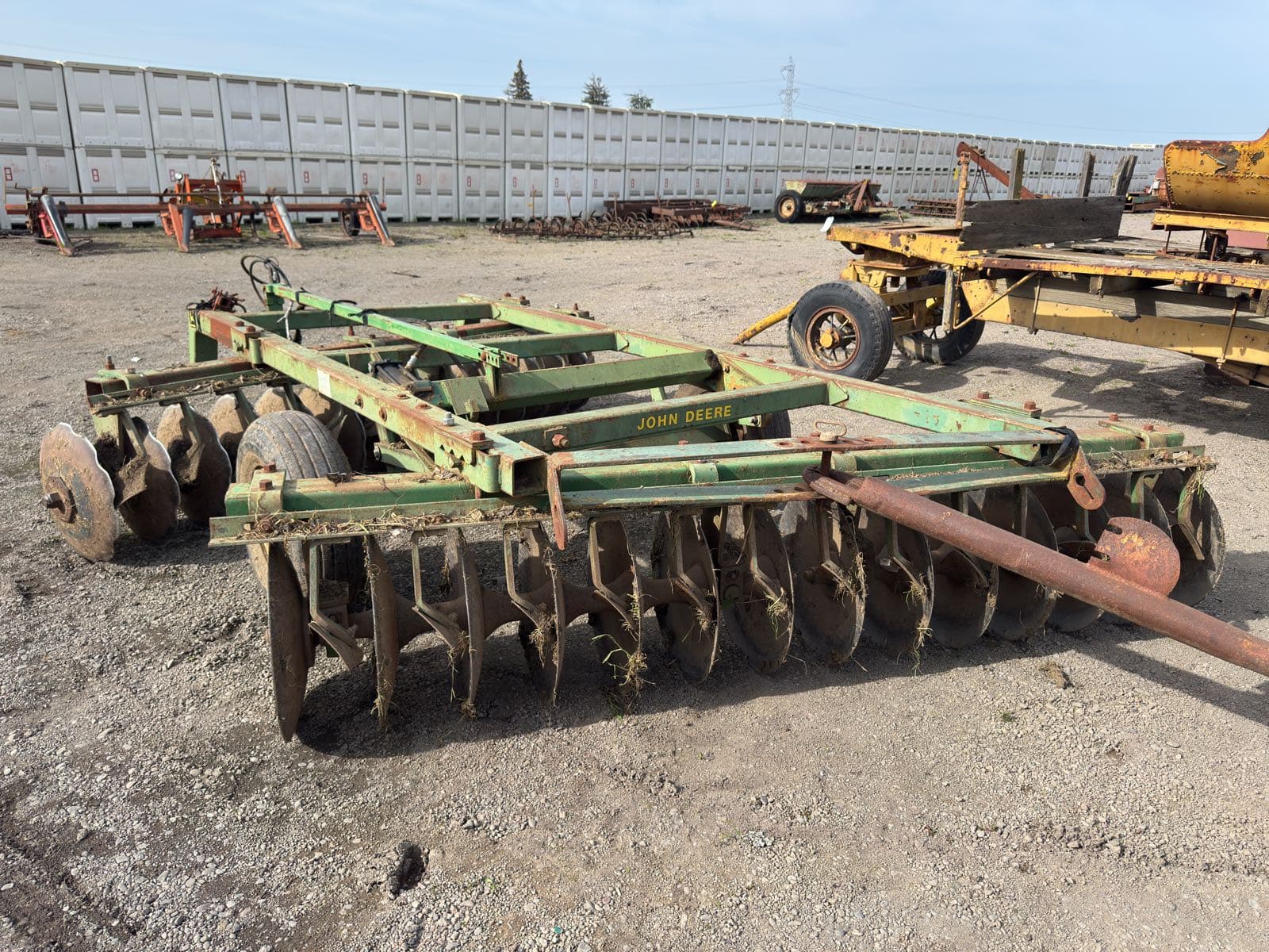 john-deere-225-offset-disc-mle8ssyb