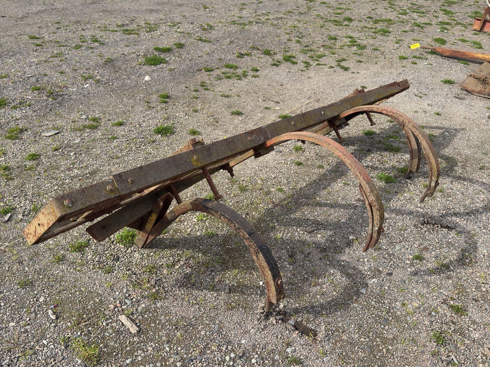 4-point-spring-tooth-cultivator-mle7zqh8