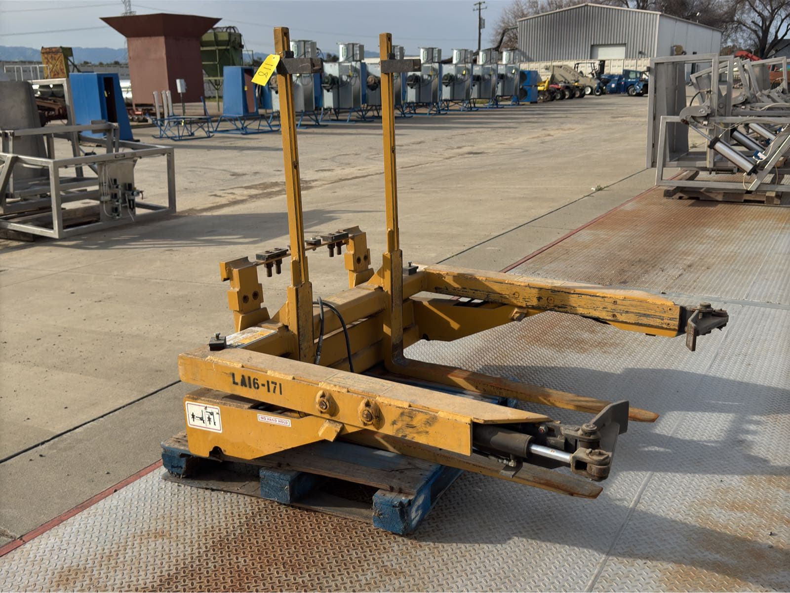 liftmaster-dumper-forklift-attachment-with-46-forks-mld1dcwe