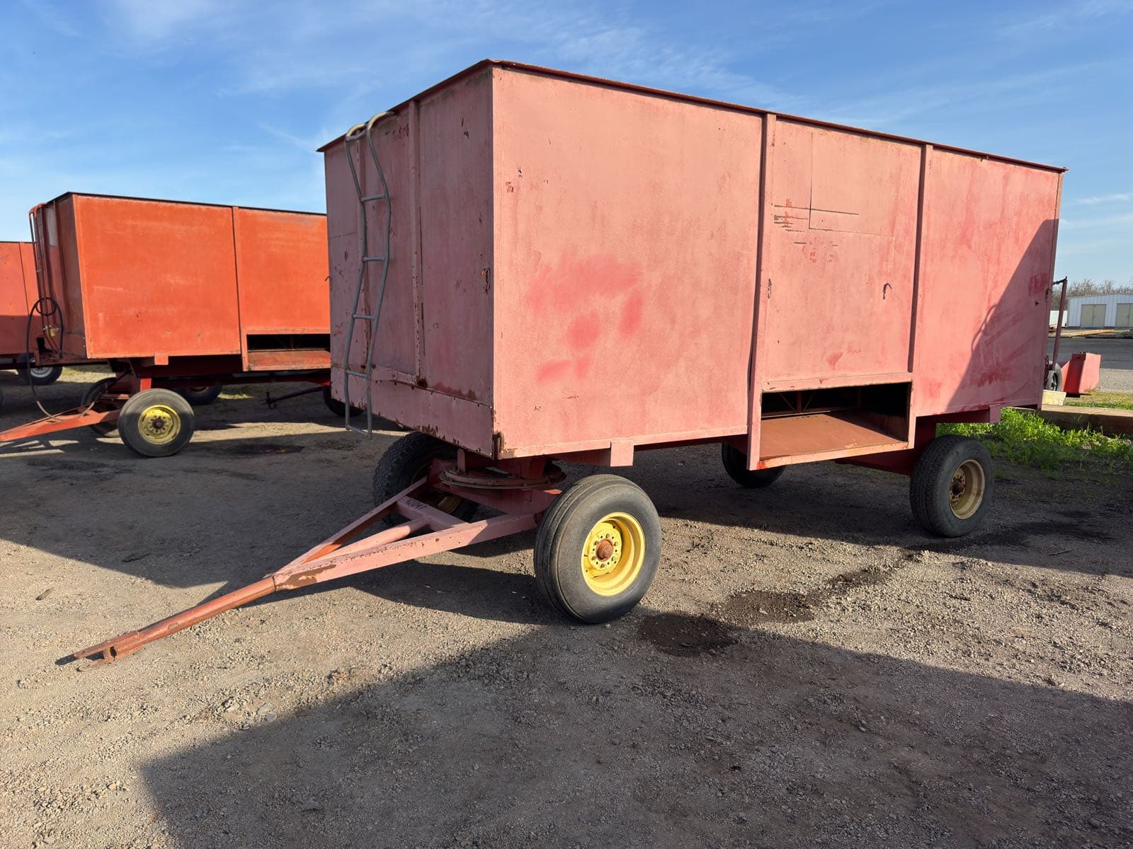 peerless-all-crop-dryer-walnut-drying-trailer-dd25e8