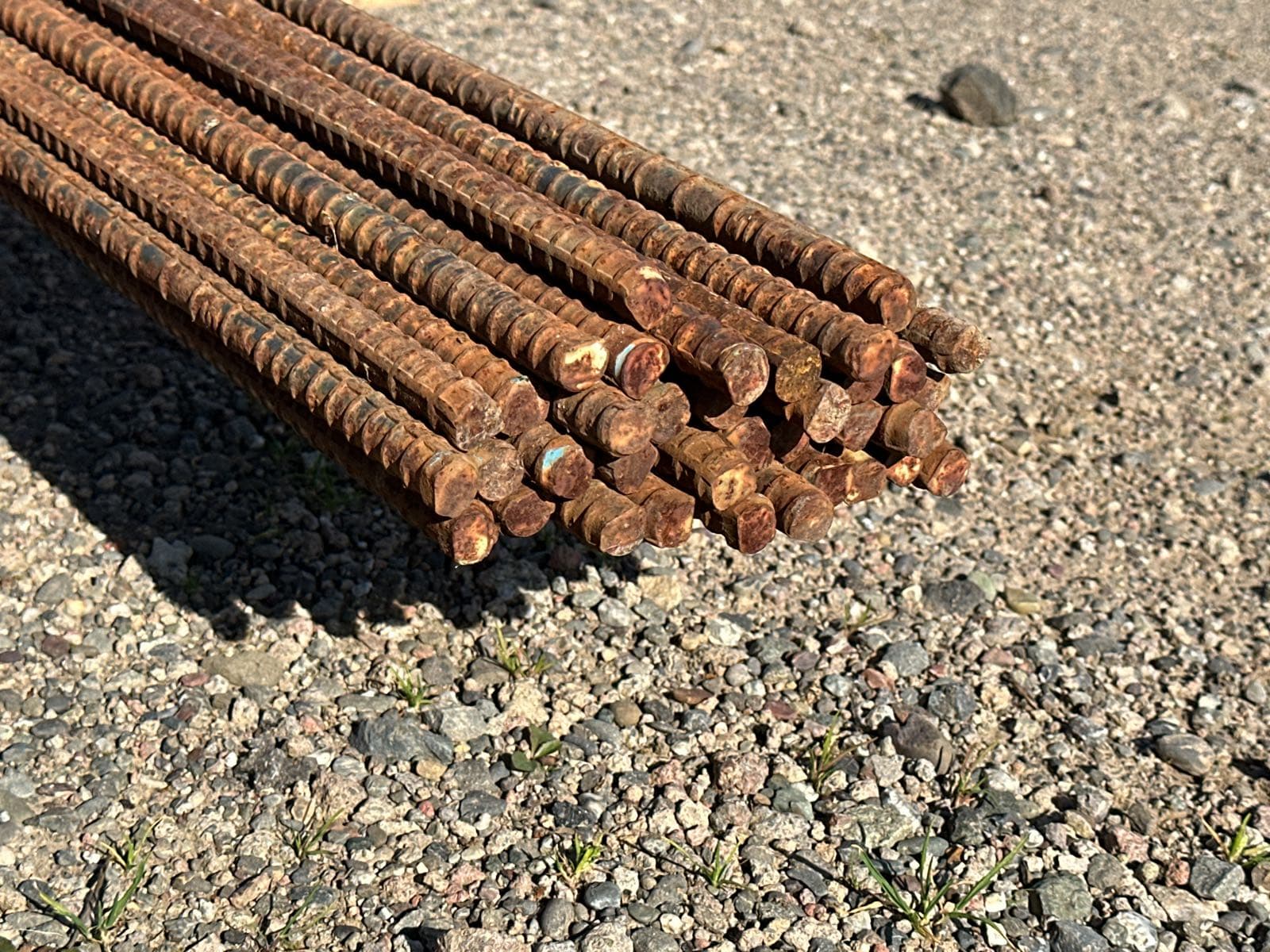 1-bundle-of-20-rebar-approximately-33-pieces-mld682sv