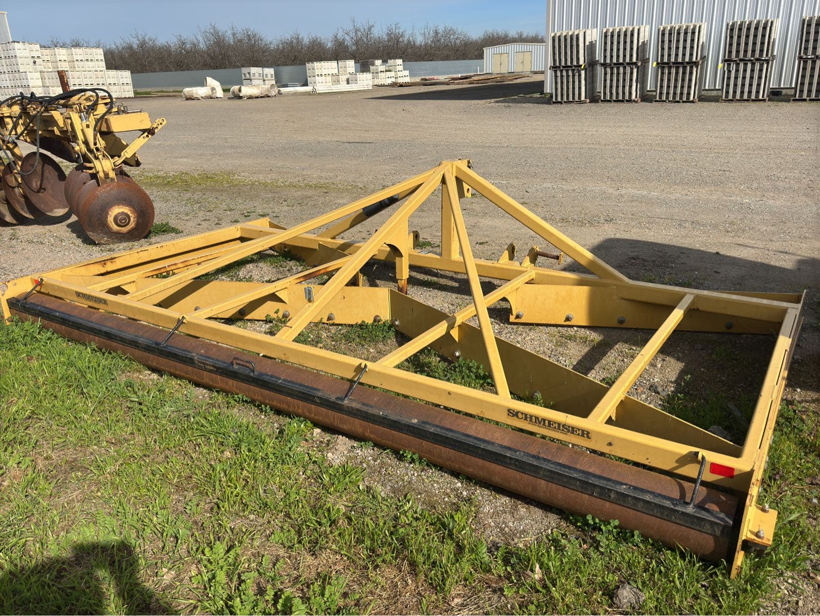 tg-schmeiser-vbl14r-v-blade-leveler-roller-mld7xxow