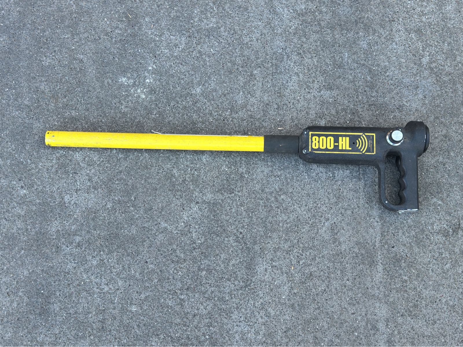 pipehorn-800-hl-pipe-and-cable-locator-receiver-b64032-4