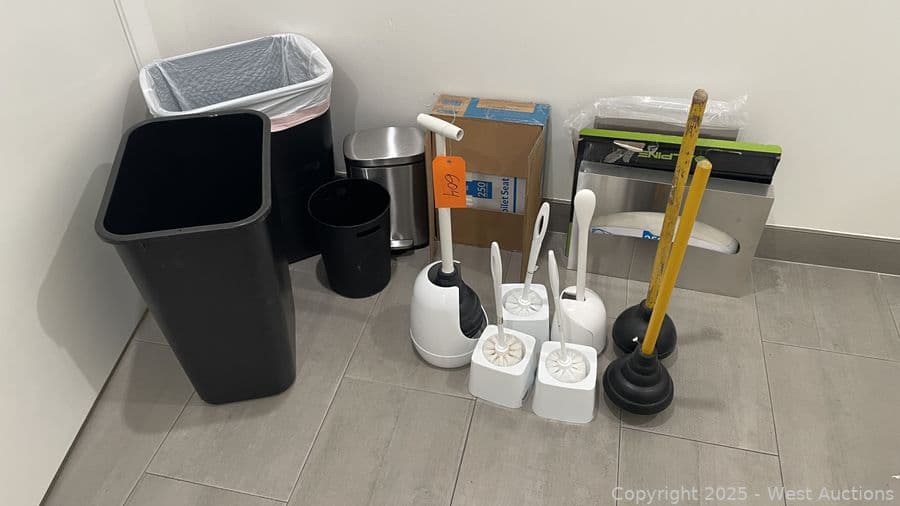 assorted-bathroom-supplies-large-and-small-trash-cans-toilet-brushes-plungers-and-stainless-steel-se-608005