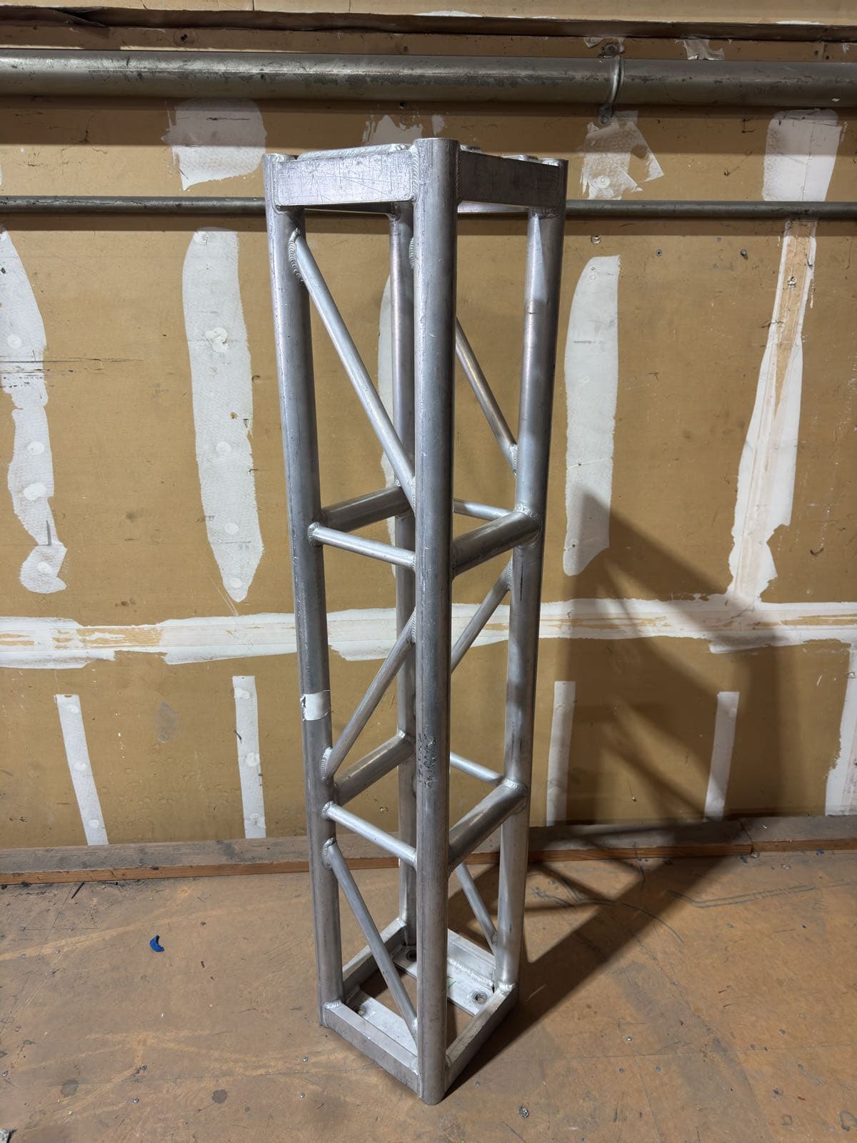 1-5x1-aluminum-truss-0a66c1-2