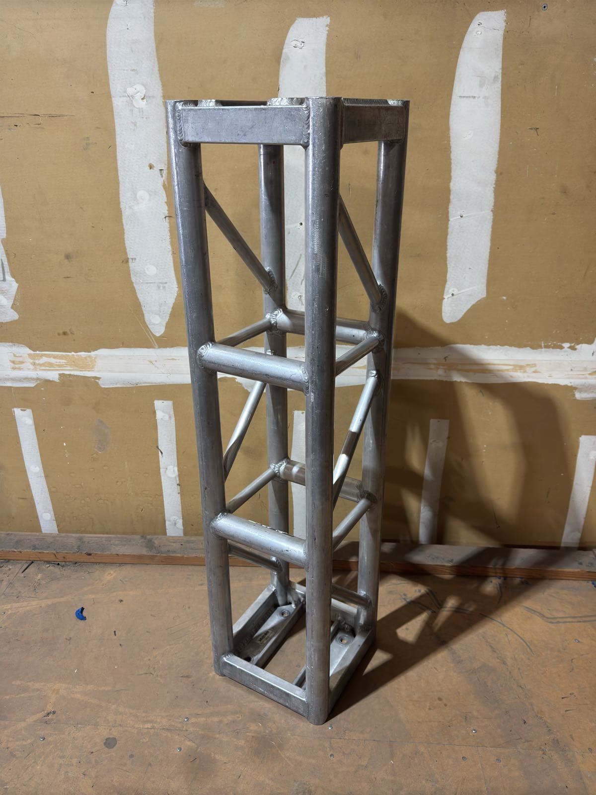 1-4x1-aluminum-truss-5c4486-6