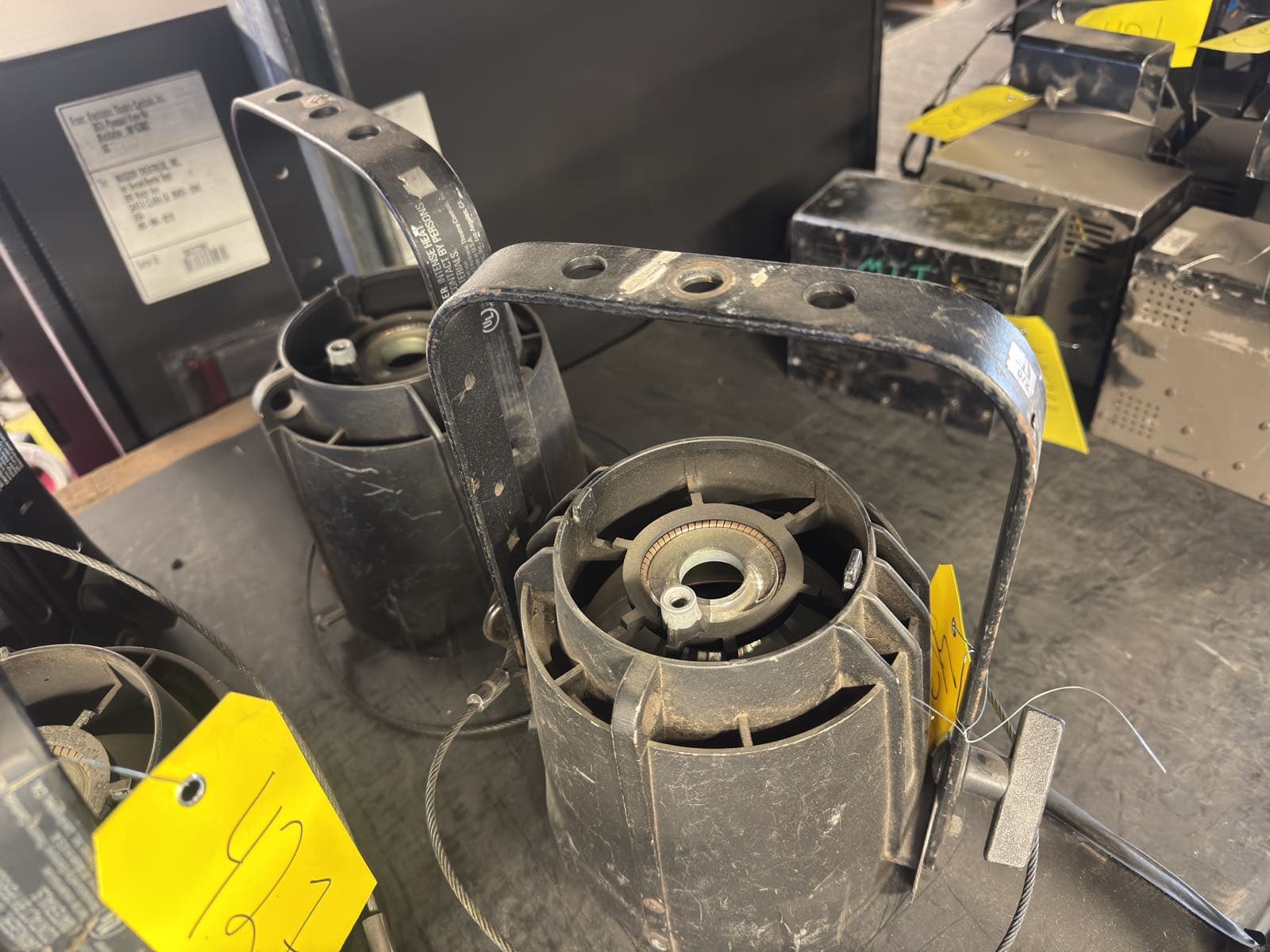 2-source-mirror-housings-and-yoke-for-etc-par-fixtures-be31ba