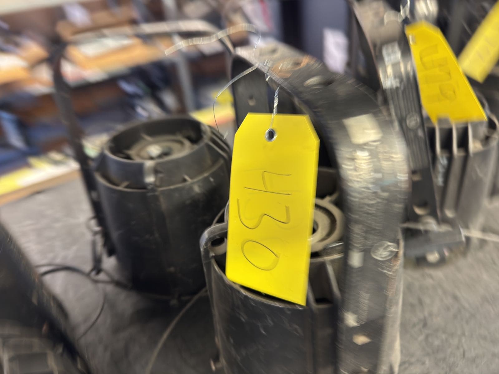 2-source-mirror-housings-and-yoke-for-etc-par-fixtures-2ba83e