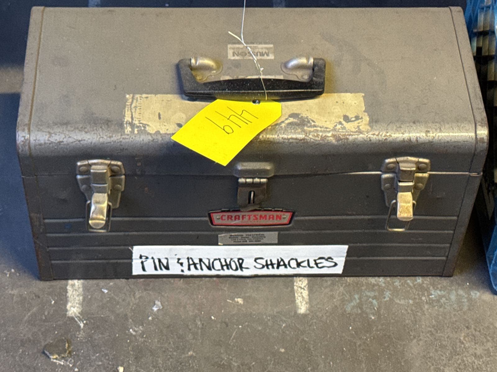 toolbox-with-contents-assorted-shackles-and-rigging-anchors-mlfoiszx