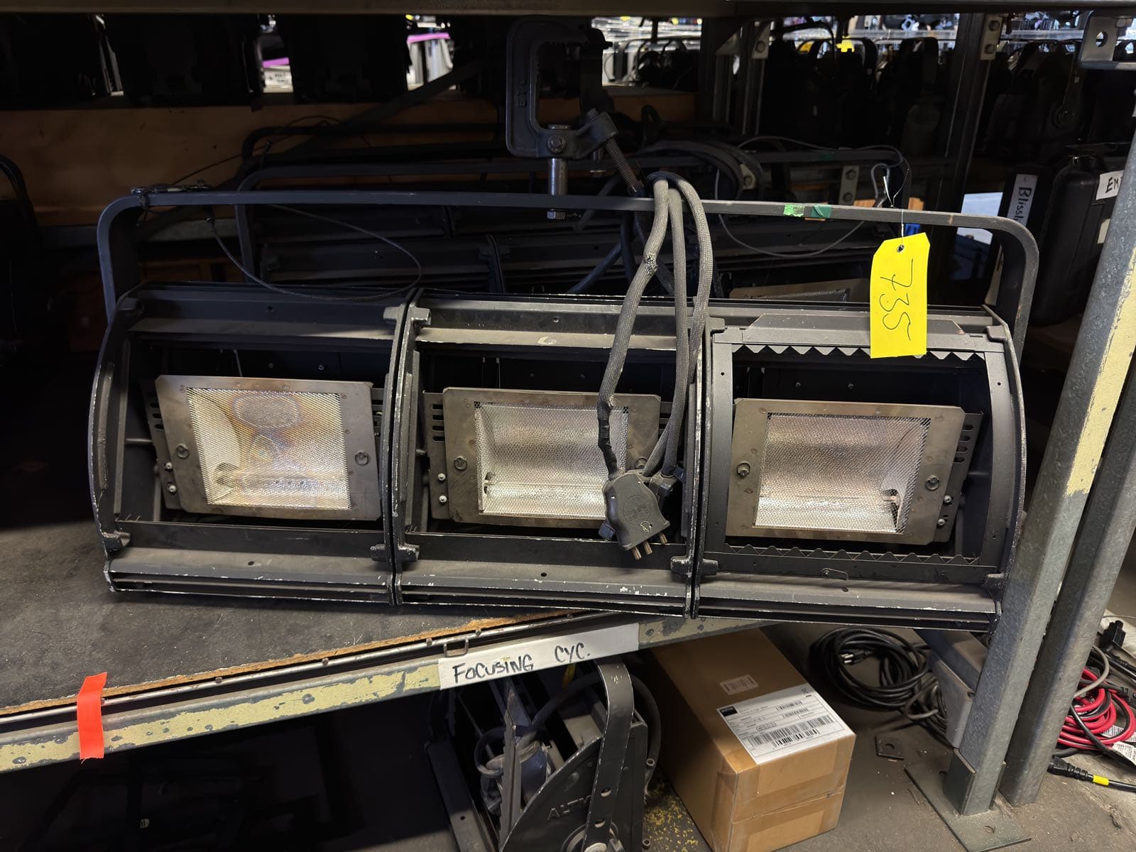 4-3-part-altman-ground-row-and-sky-lamps-c2d9bf