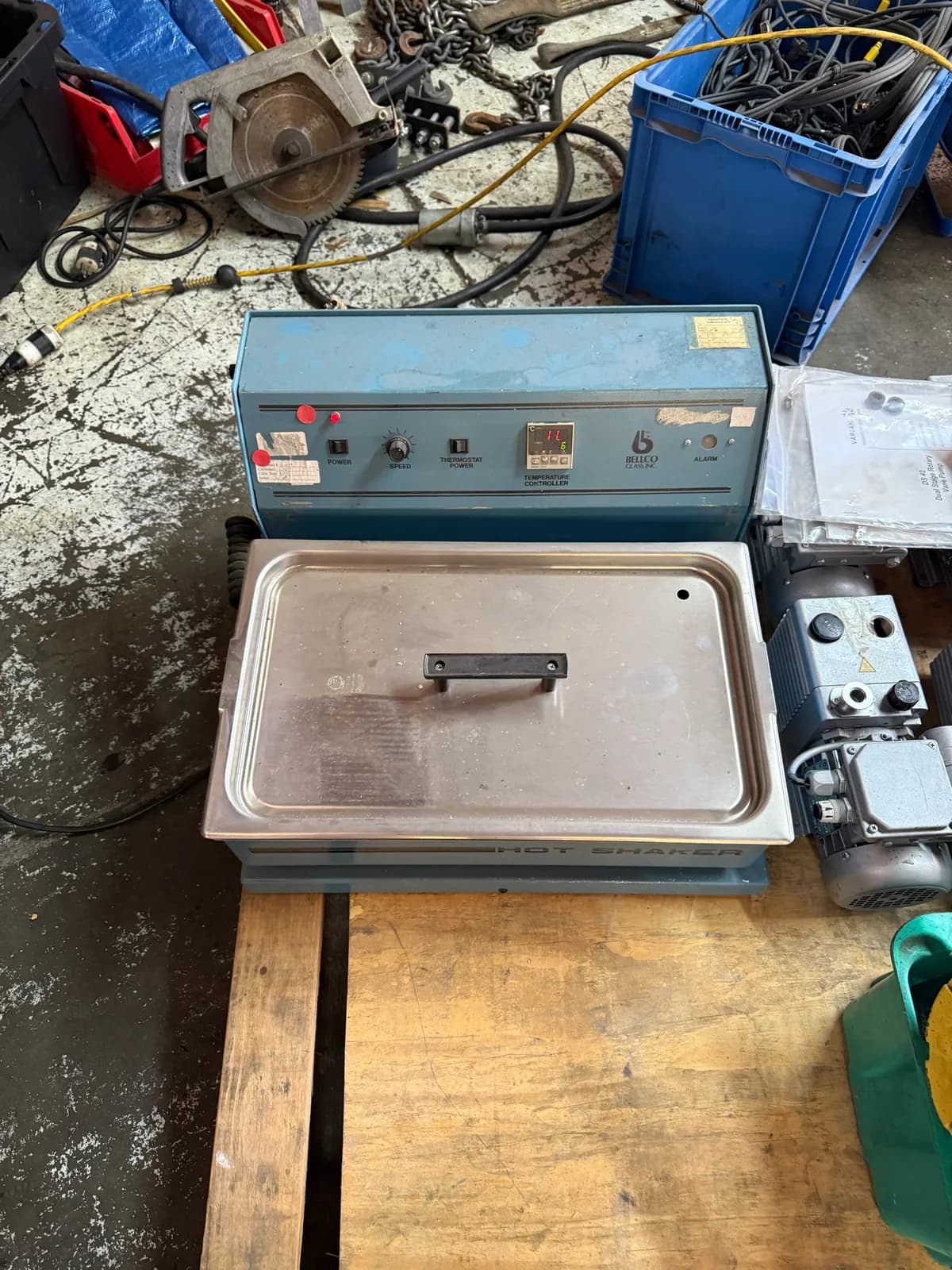 bellco-glass-heated-shaker-with-temp-controller-and-speed-controller-120vac-2696b3