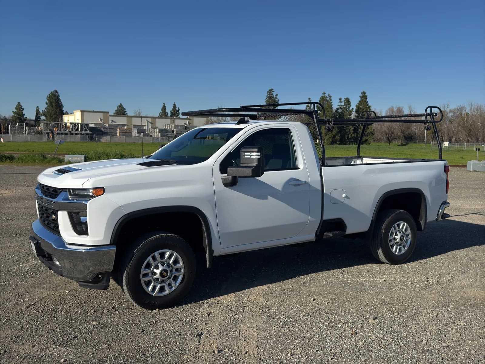 2022-chevrolet-2500hd-pickup-truck-b390f5