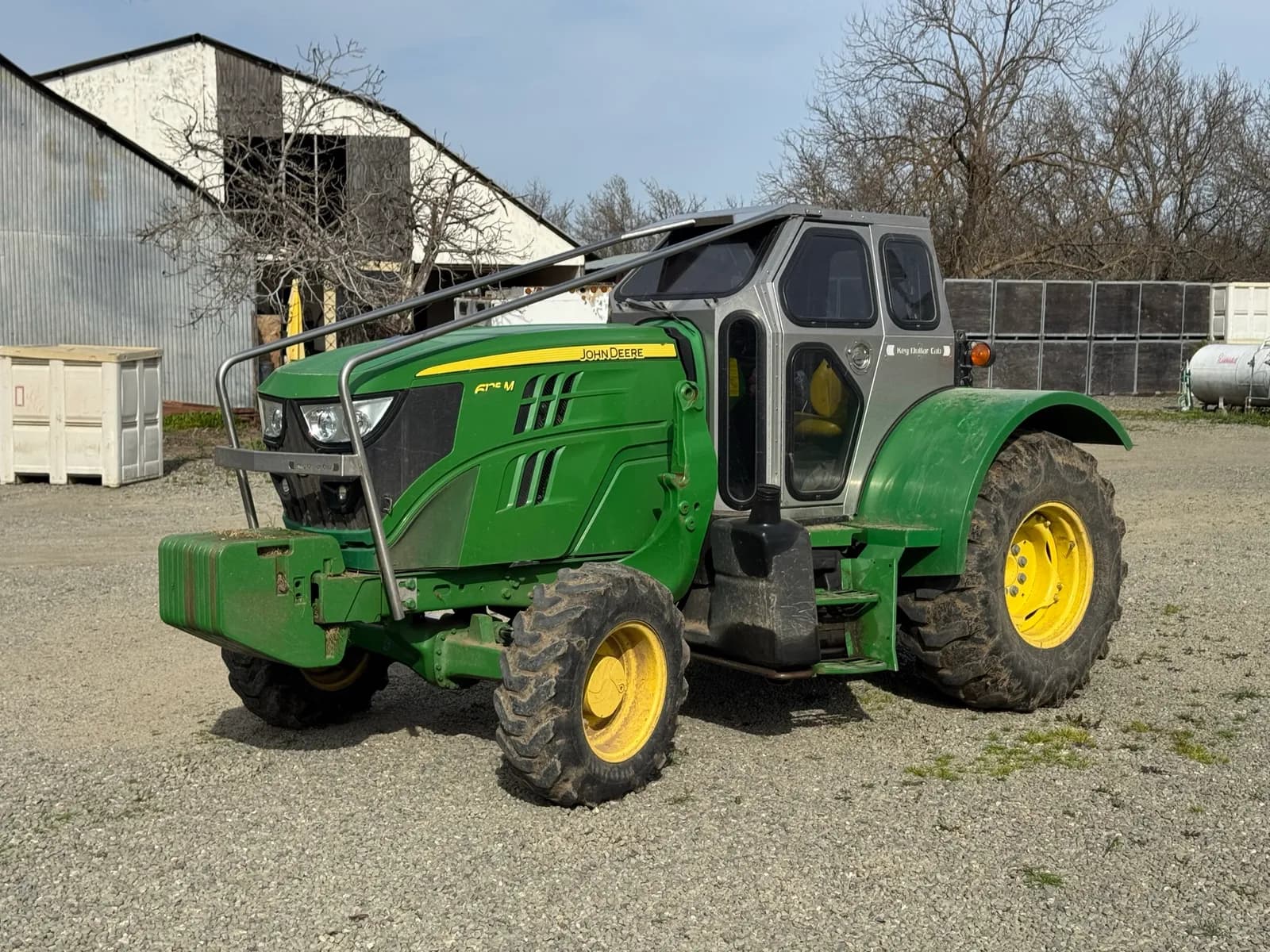 2015-john-deere-6125m-4wd-tractor-0e300f