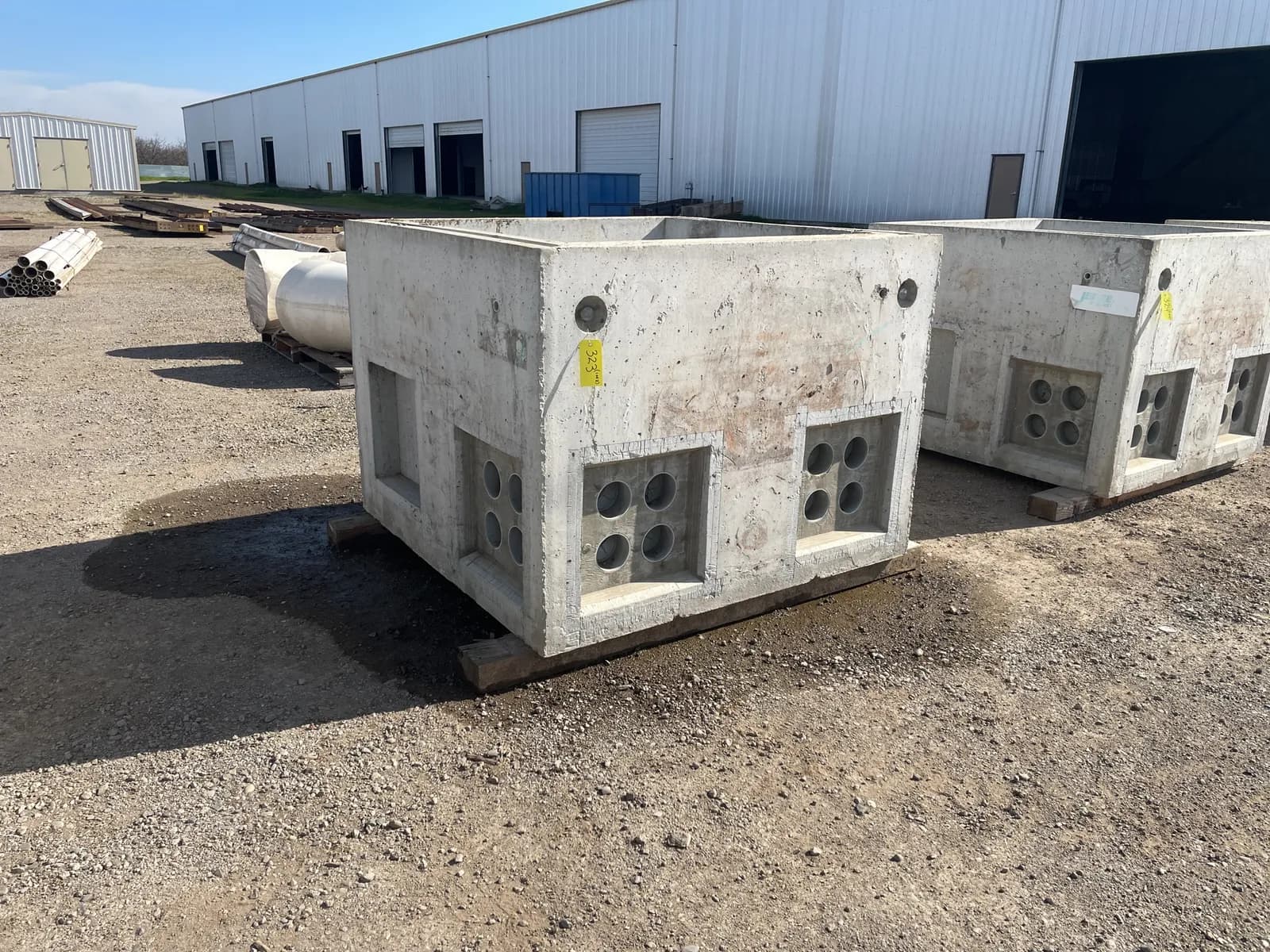 5x5-jensen-precast-pull-box-with-metal-cover-1-cover-per-box-mlea1zzh