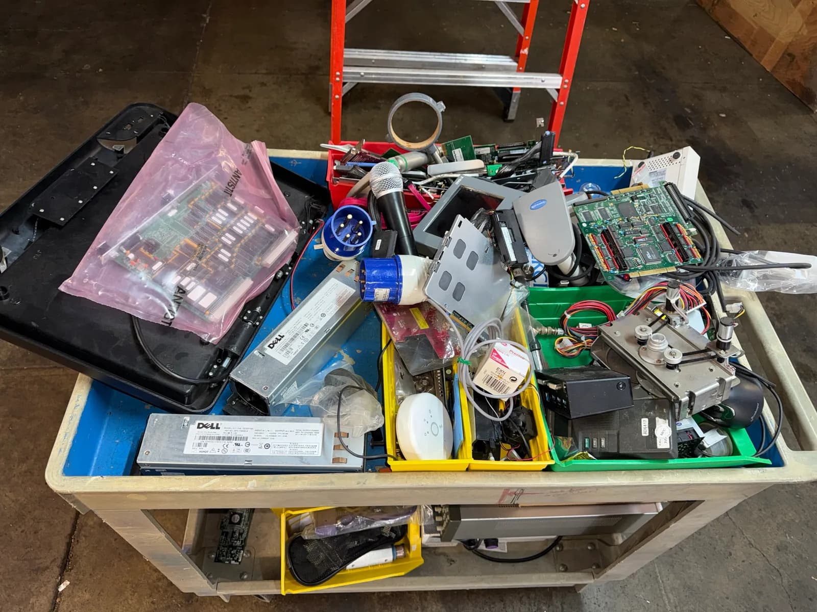 assorted-electronics-medical-equipment-on-a-cart-mliqwiy4