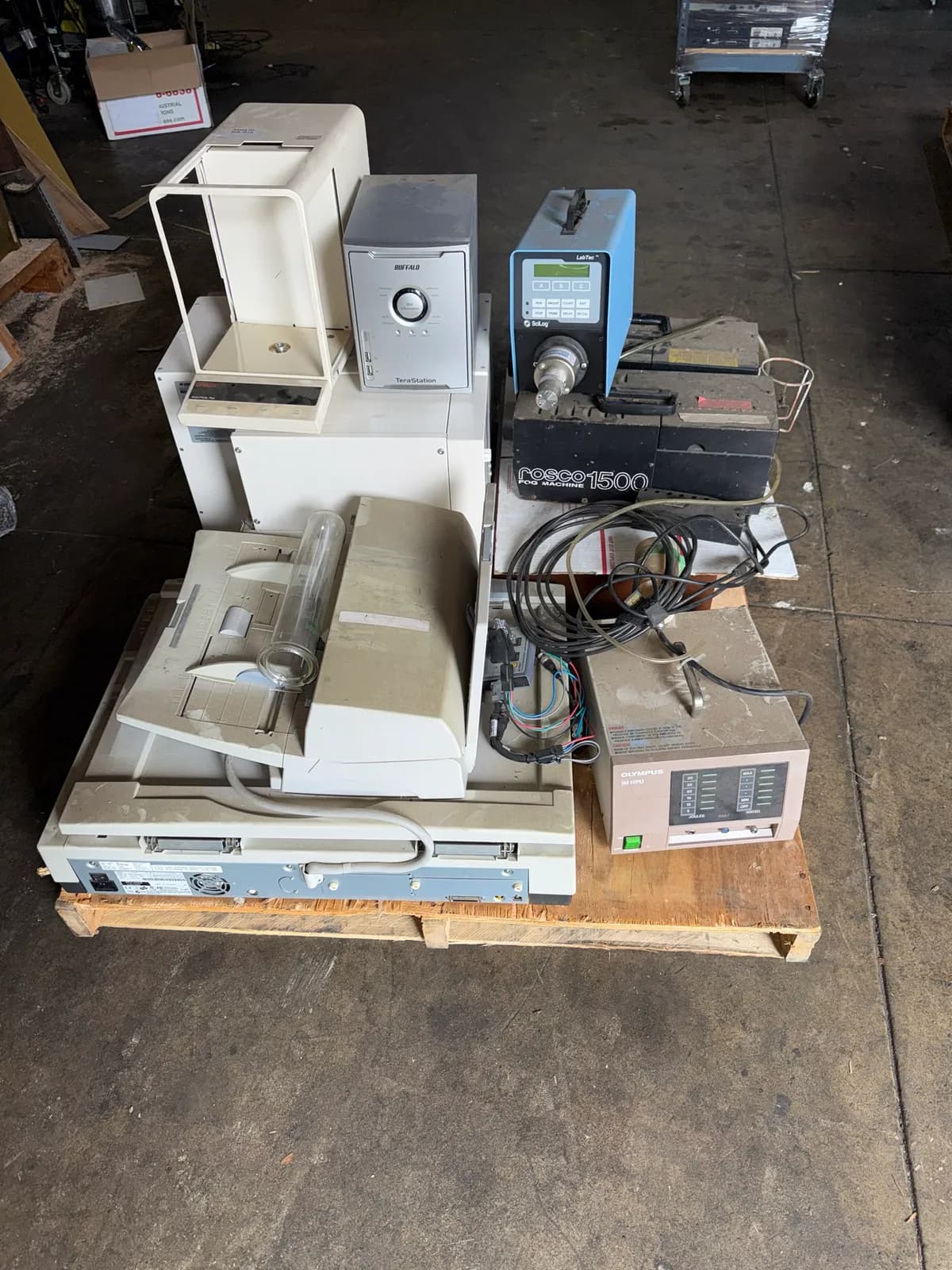 pallet-of-scanners-medical-equipment-fog-machines-db5168