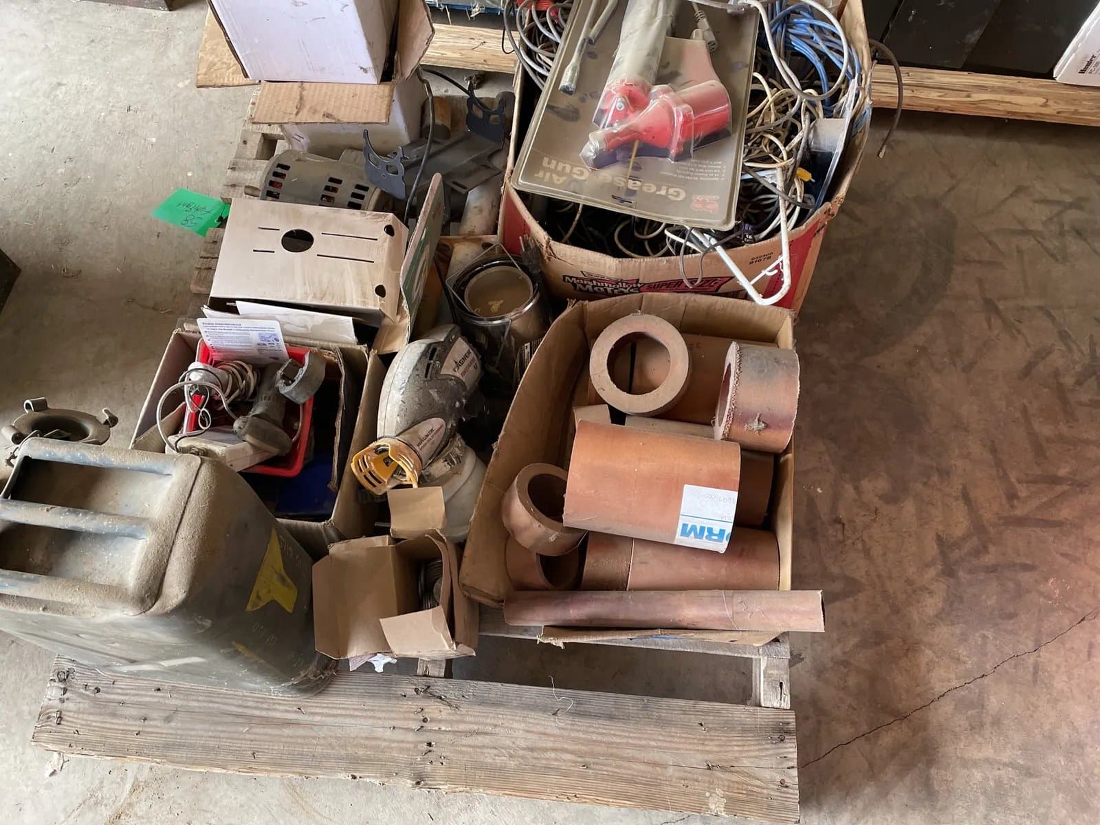 pallet-of-miscellaneous-9f4a26