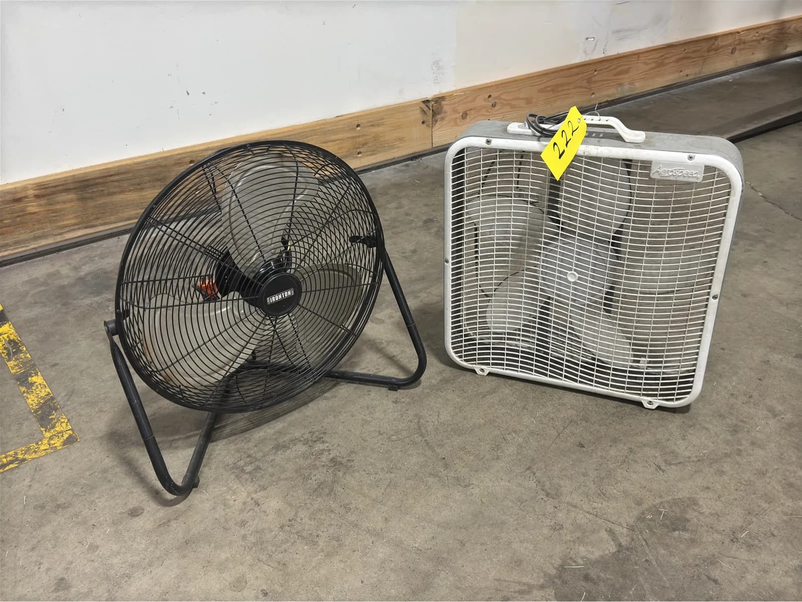 2-floor-fans-36a0a0