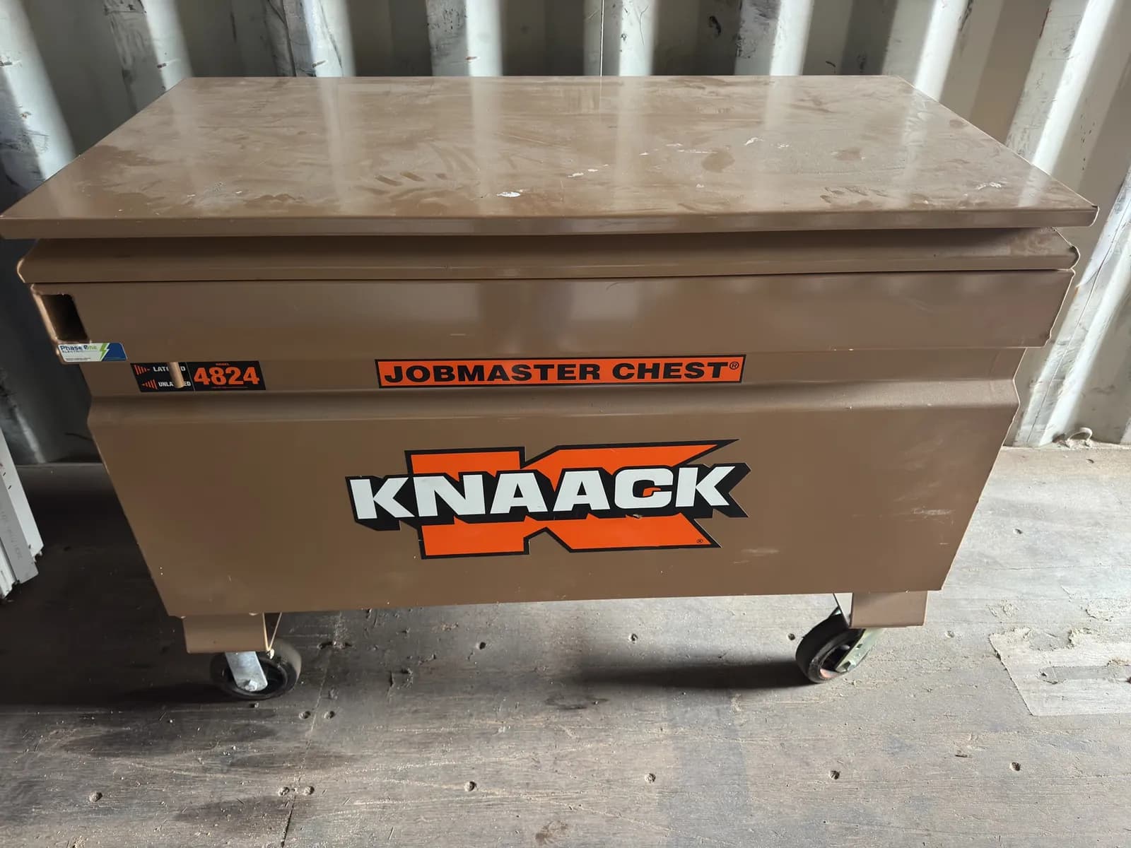 large-48-x-24-x-36-knaack-jobmaster-chest-toolbox-on-wheels-7db1d6