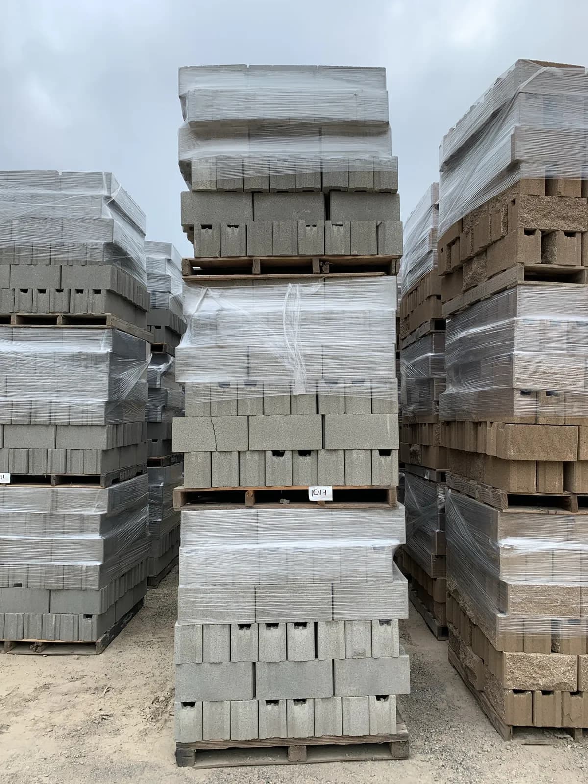 3-pallets-of-6x8x16-precision-fence-block-gray-c31e58